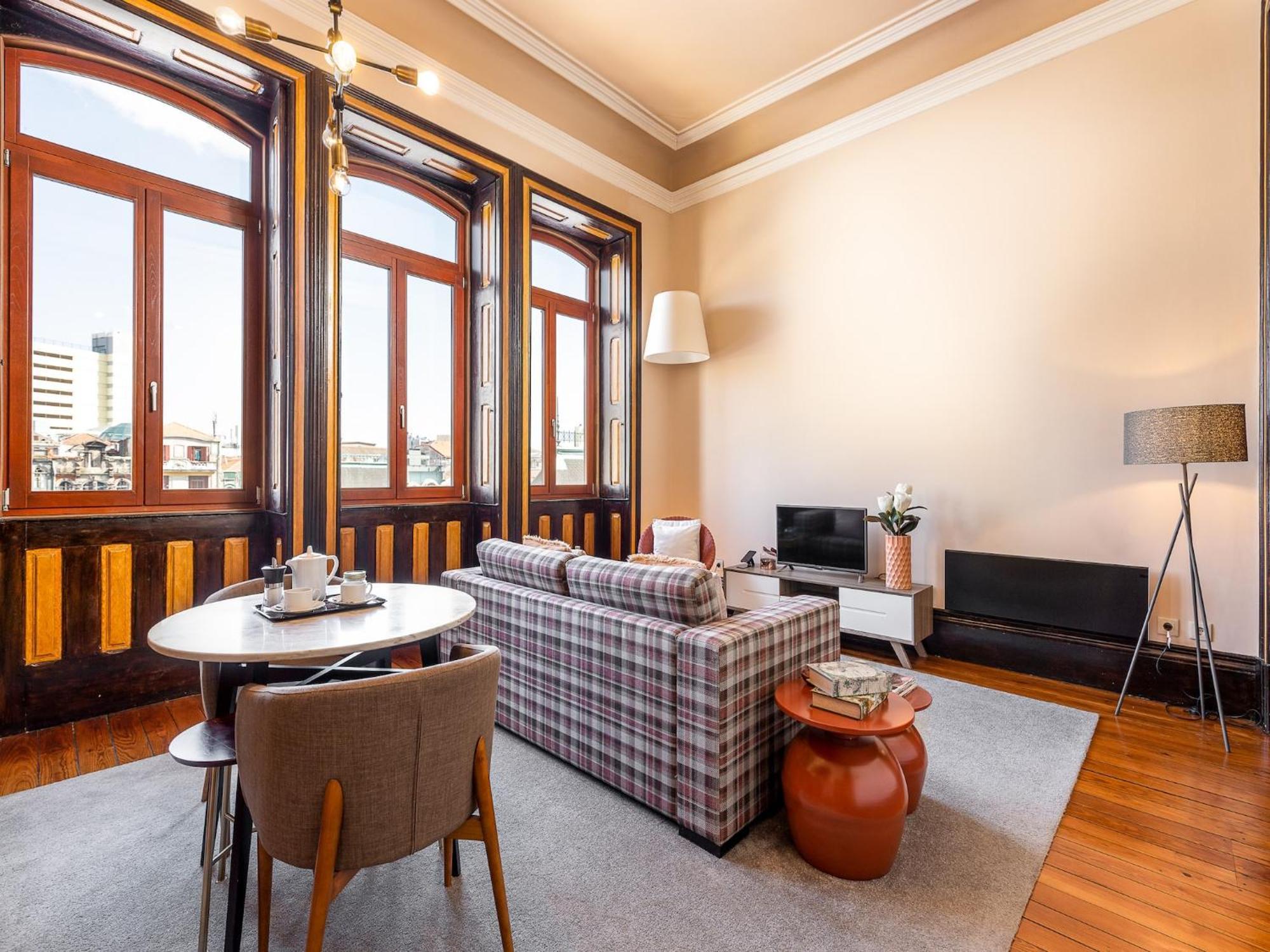 Charming In Porto's Heart