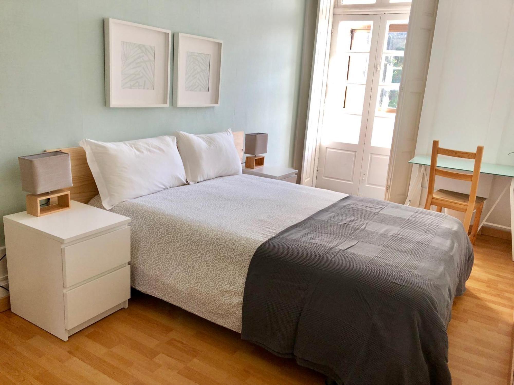 Guest house Bragas Center *