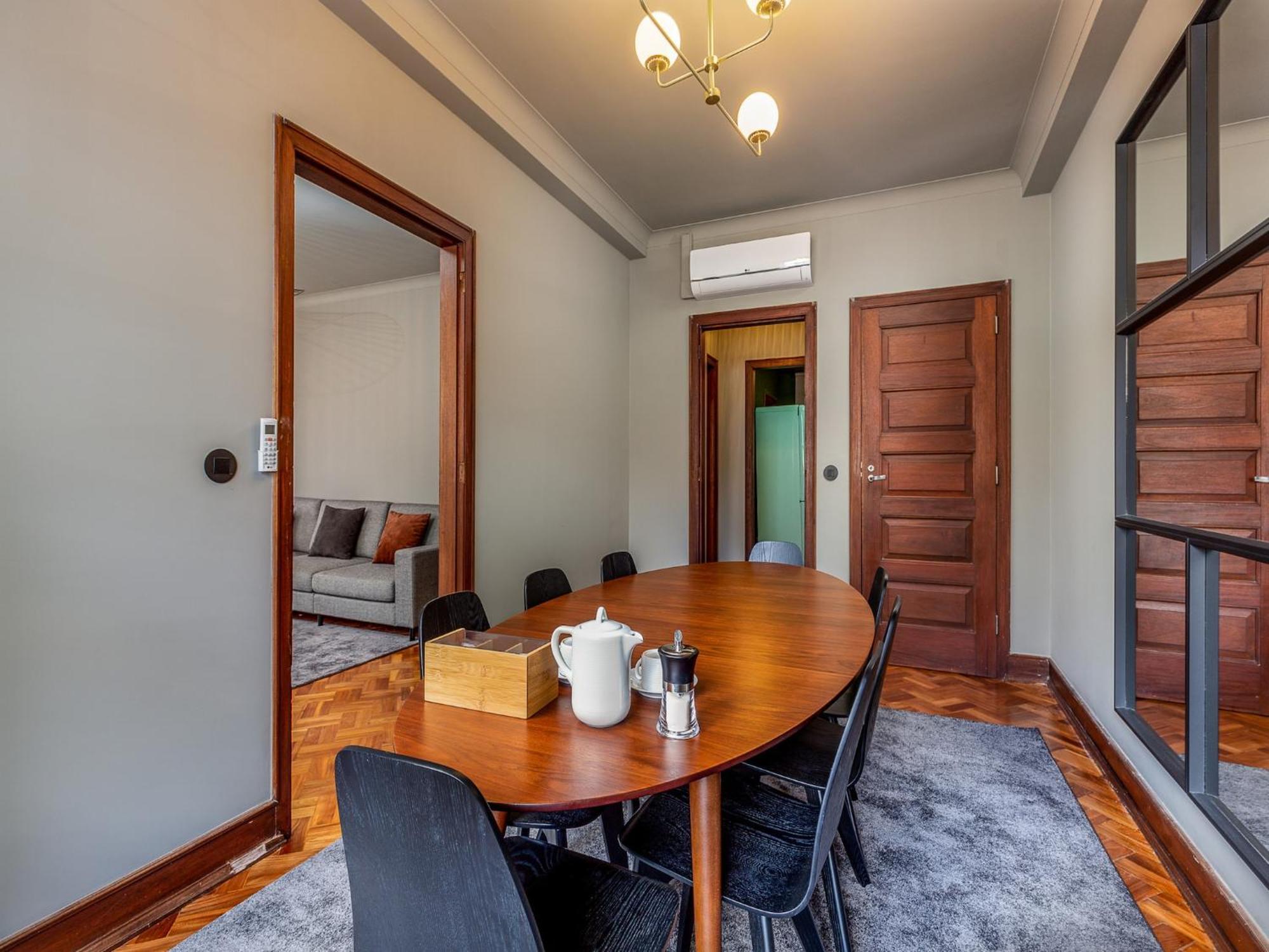 Spacious Family In Apartment