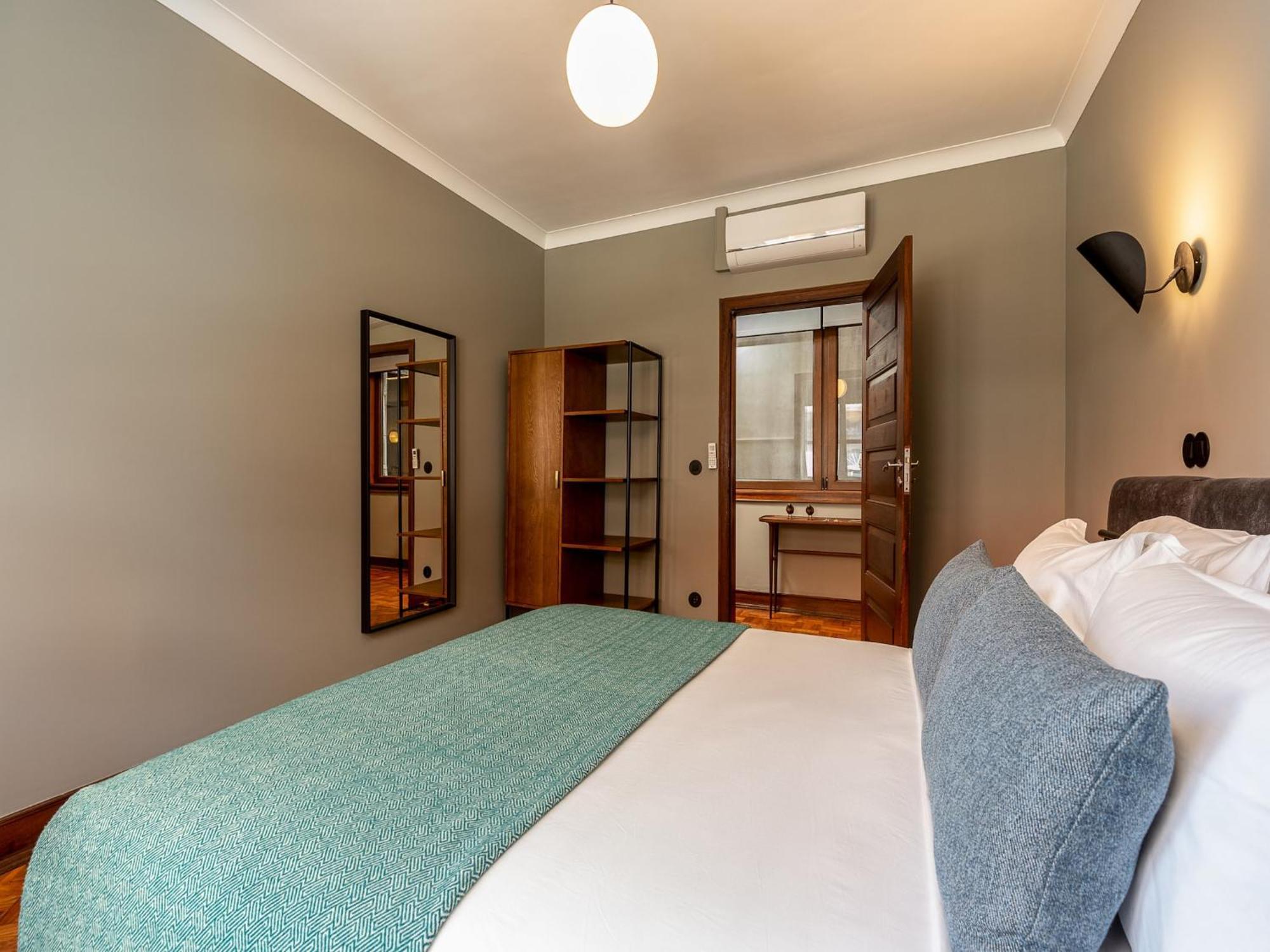 Spacious Family In * Porto