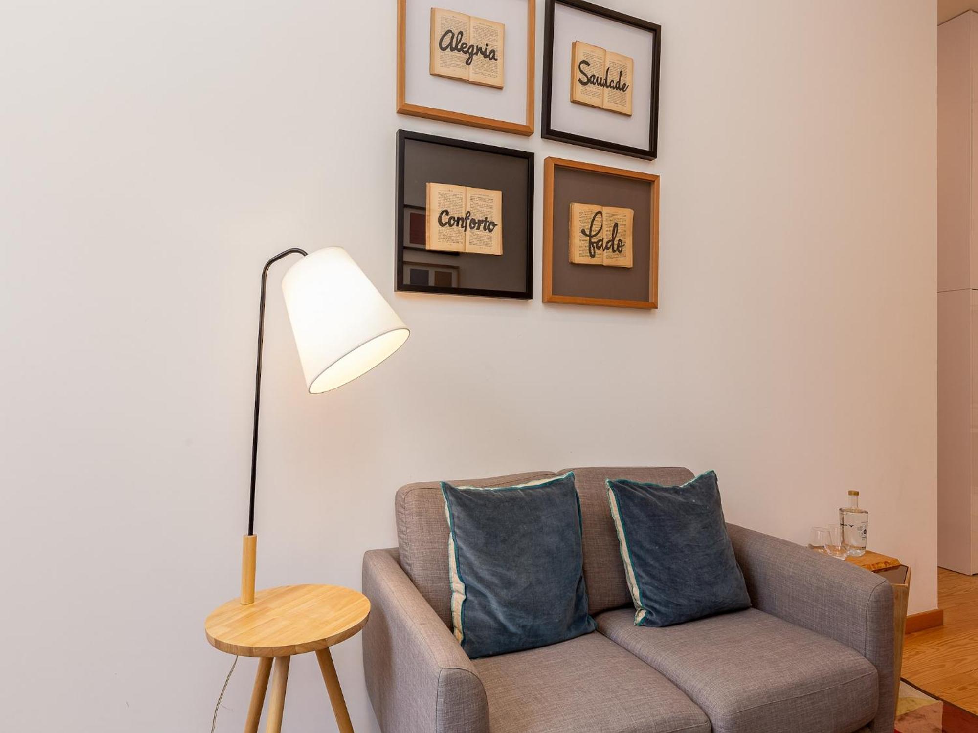 Charming 1-bedroom In Apartment