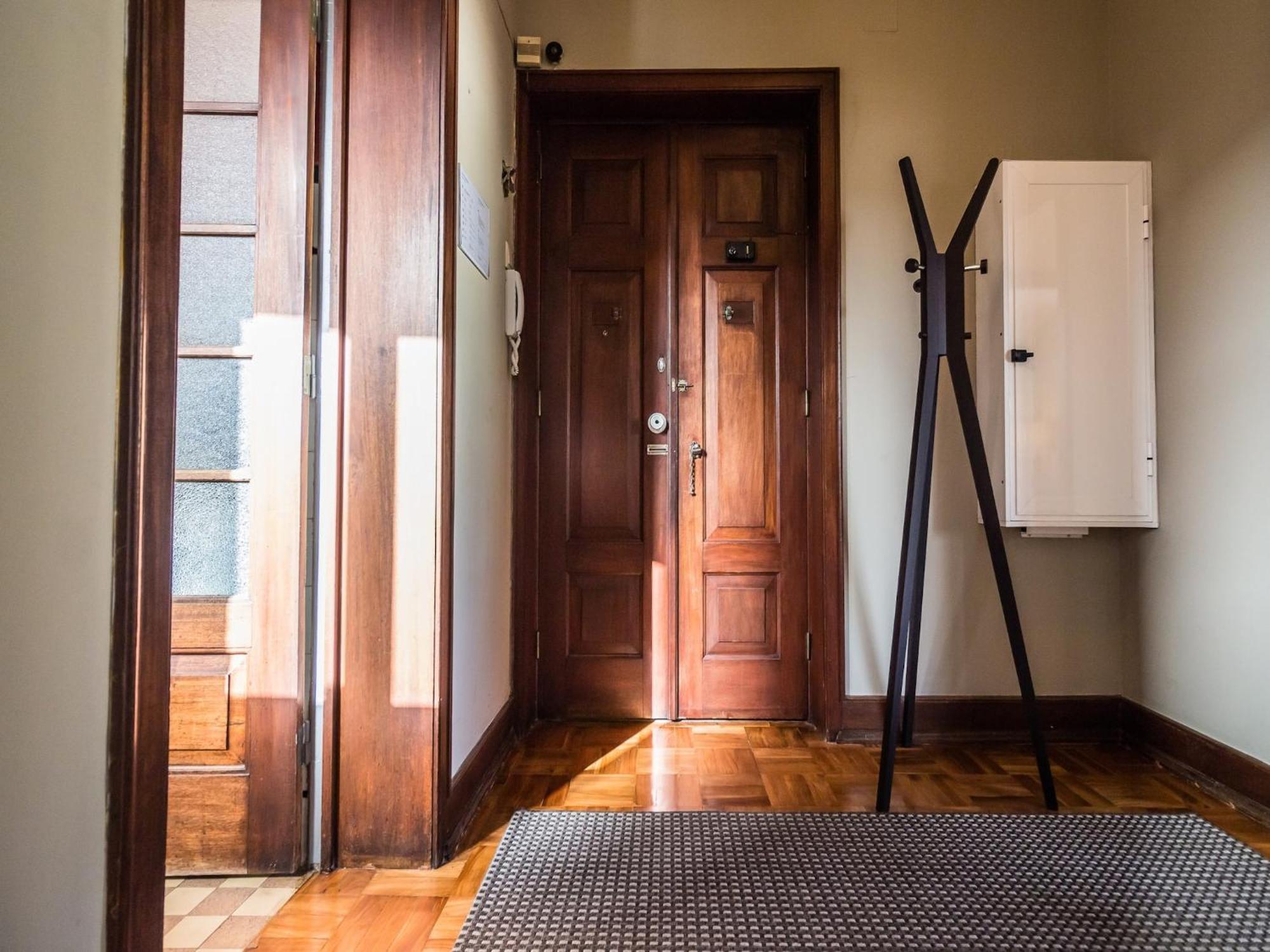 Pet-friendly In Apartment *