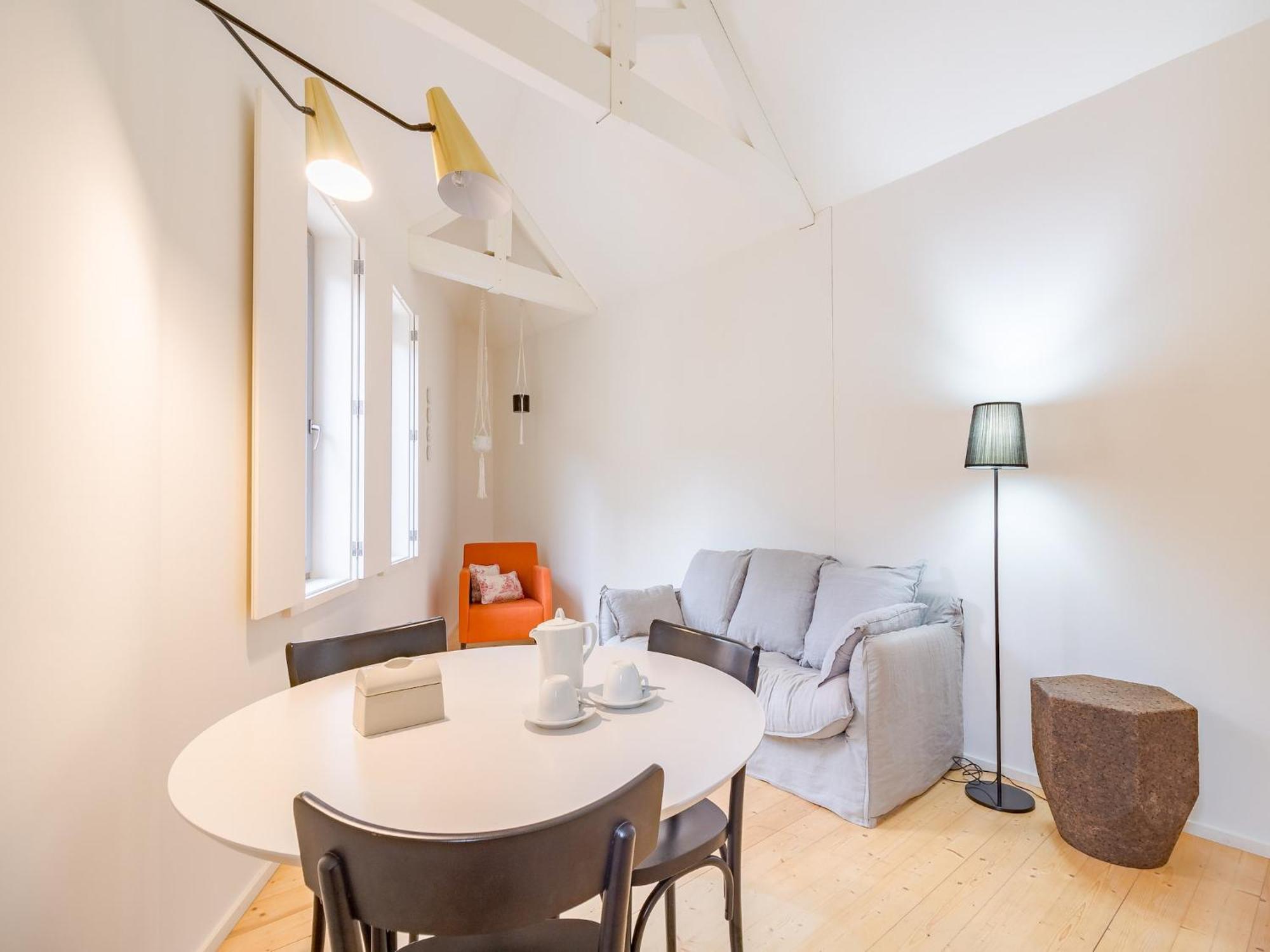 Apartment Charming Studio, Ideal For Smaller Groups Porto