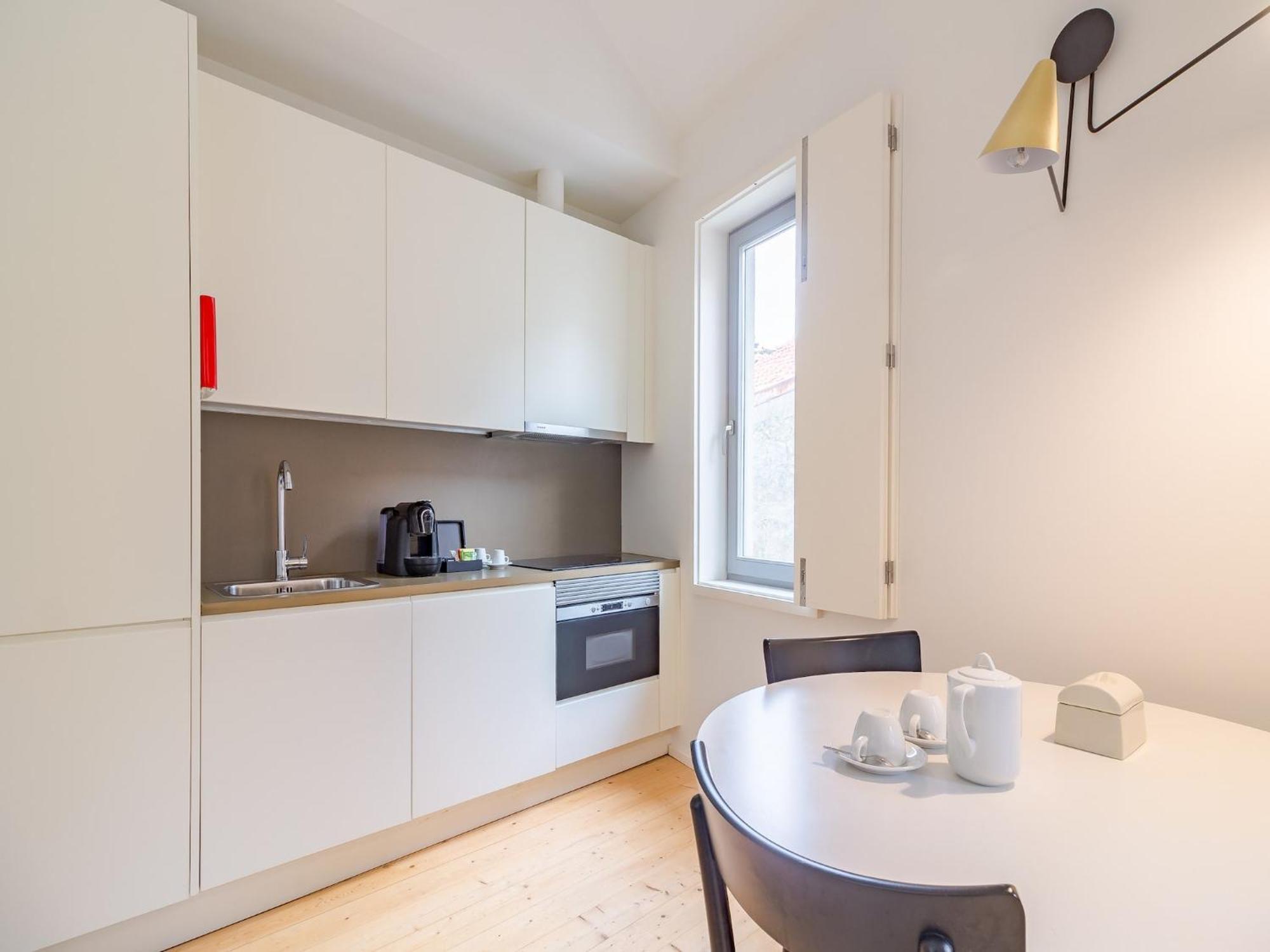 Charming Studio, Ideal For Smaller Groups *