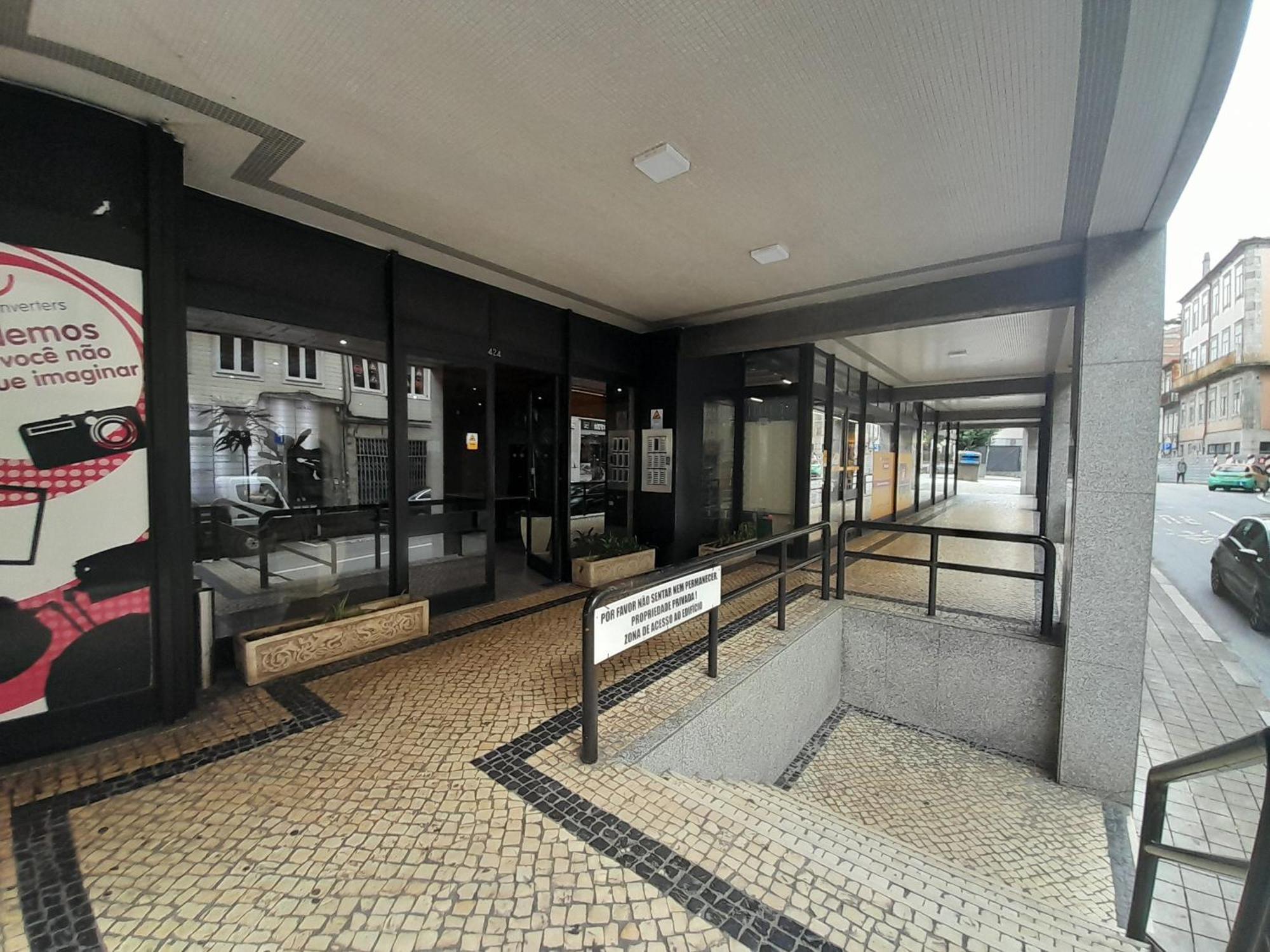 Apartment Vb Ii *