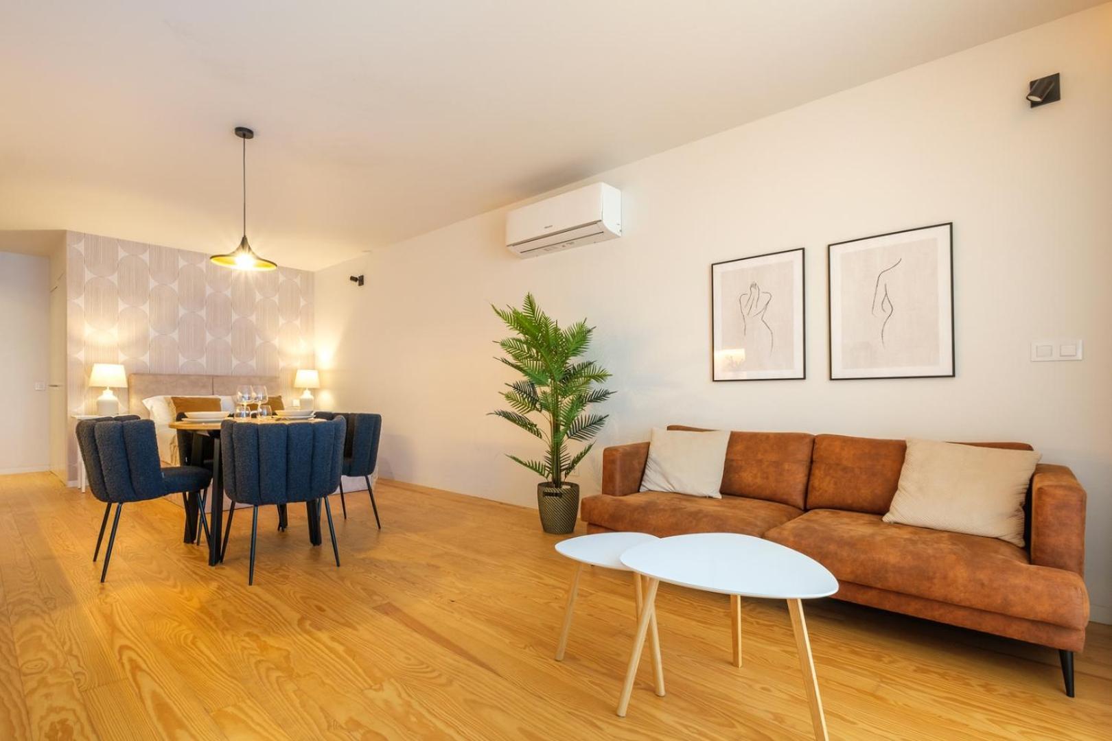 Spacious Loft W. Balcony In The Heart Of The Apartment *