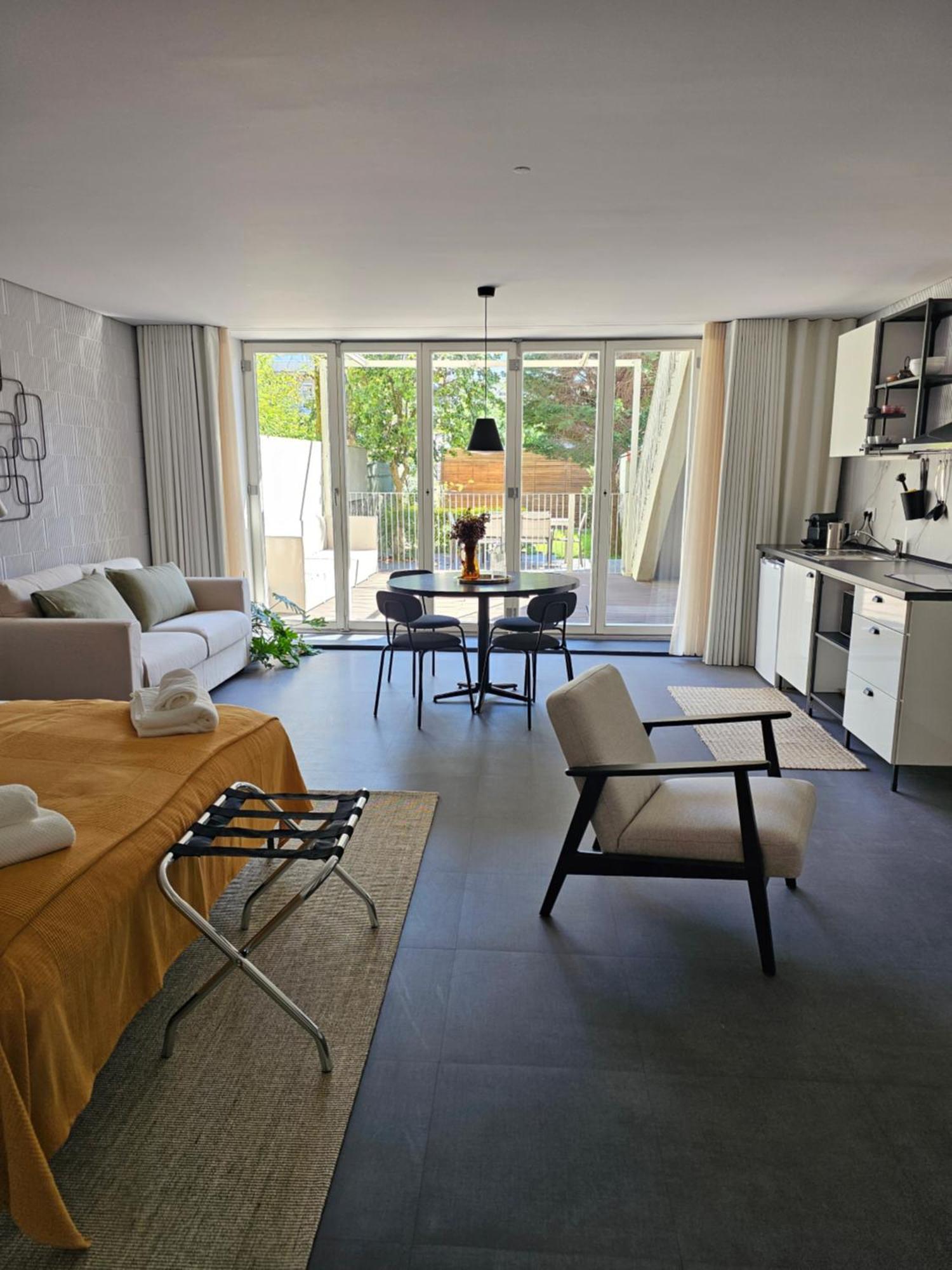 Lima Junior Residence Apartment Porto