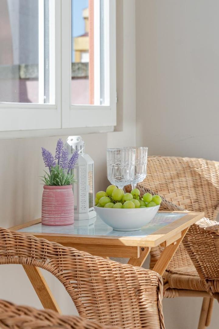 Classic Meets Modern - Downtown Balcony Retreat Apartamento *