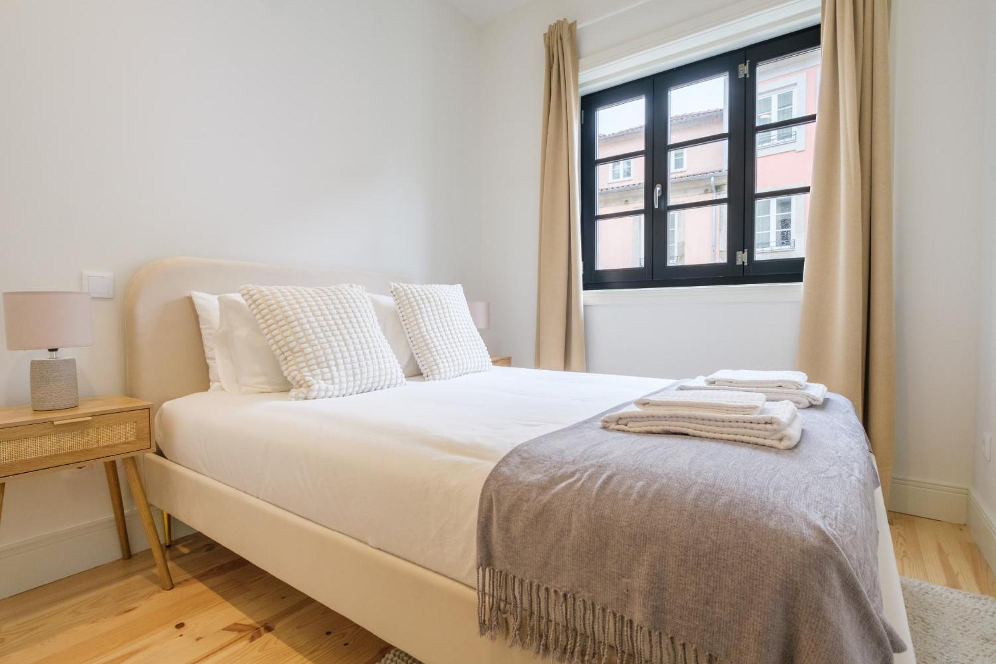 Apartment Art Deco 12 Luxury 2br Downtown Metro Ac *