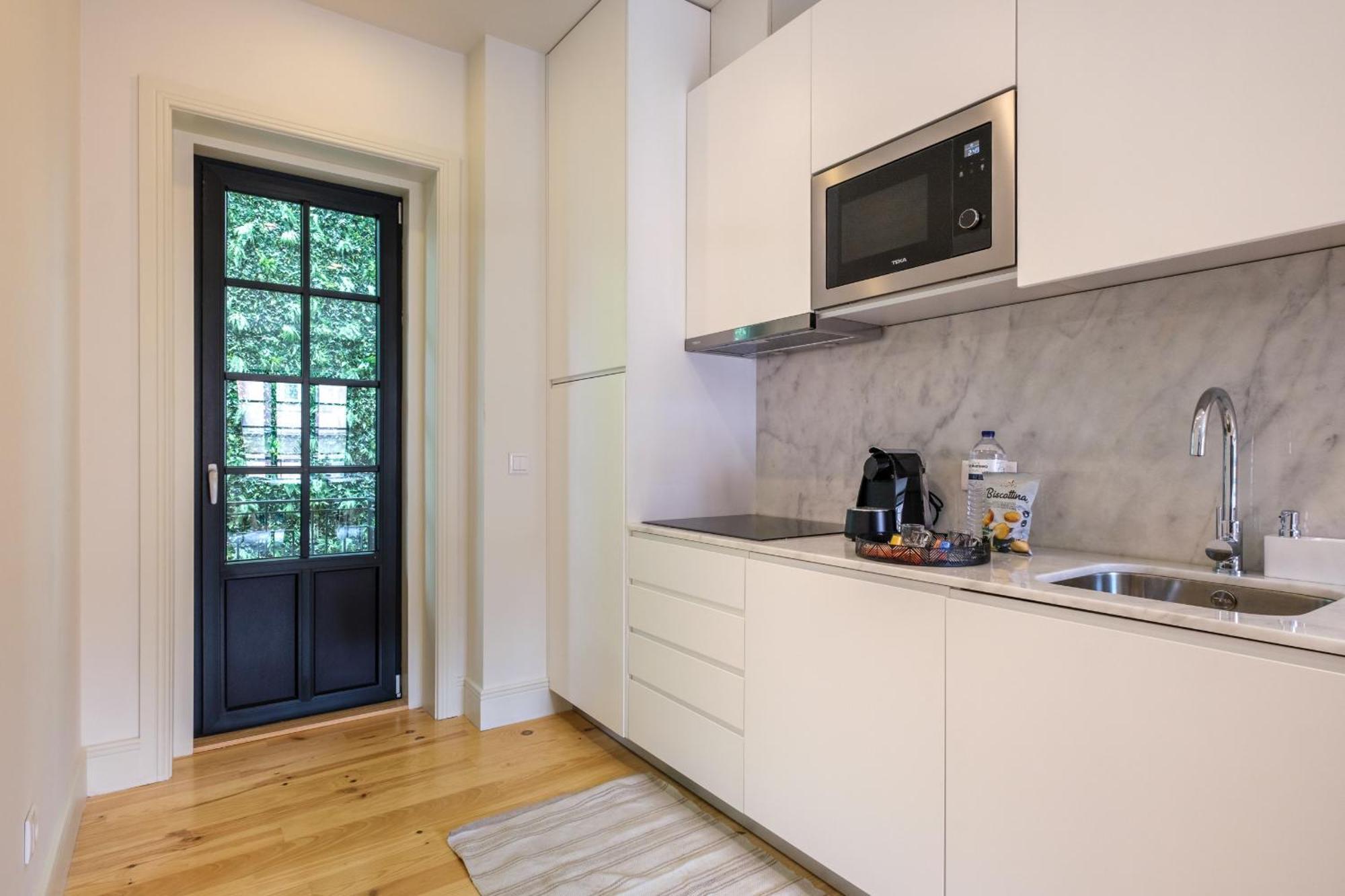 Art Deco 23 Luxury 2br Downtown Metro Ac * Porto