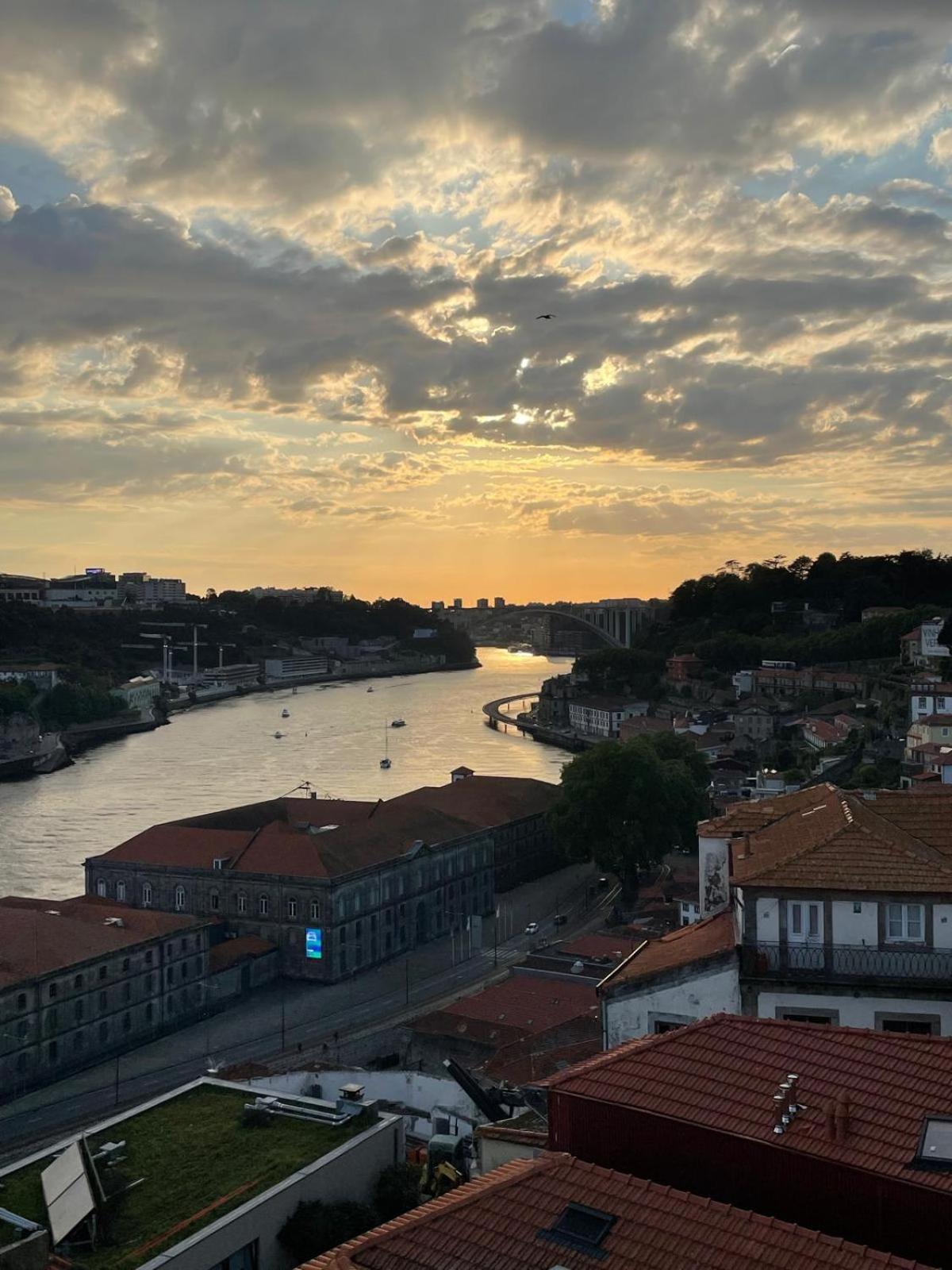 Zd Moreira Flats B By Portoproperties4you Porto