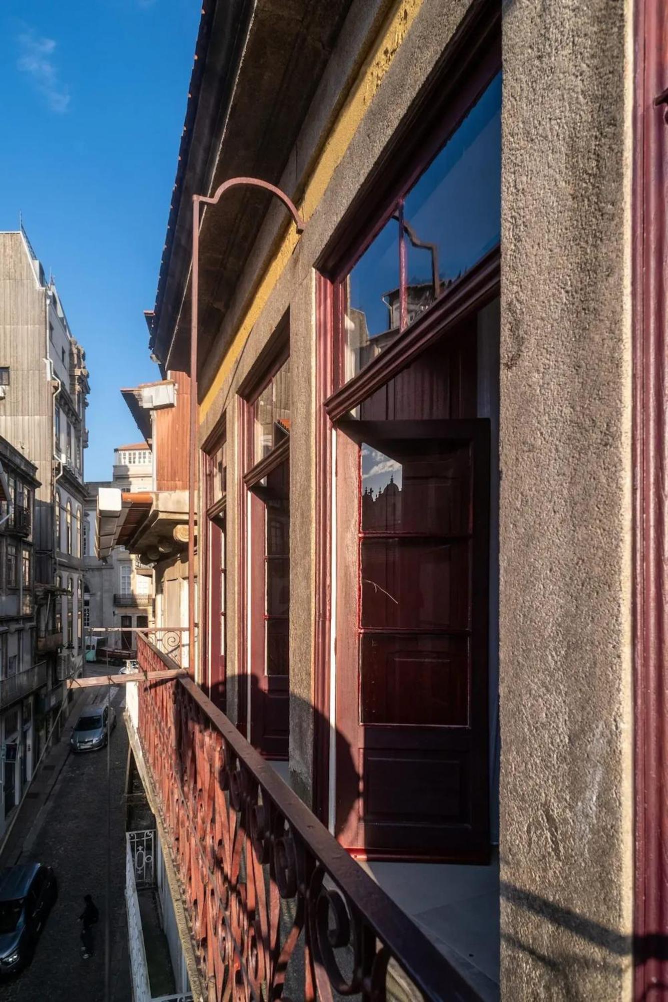 Stylish In Porto, Balcony.