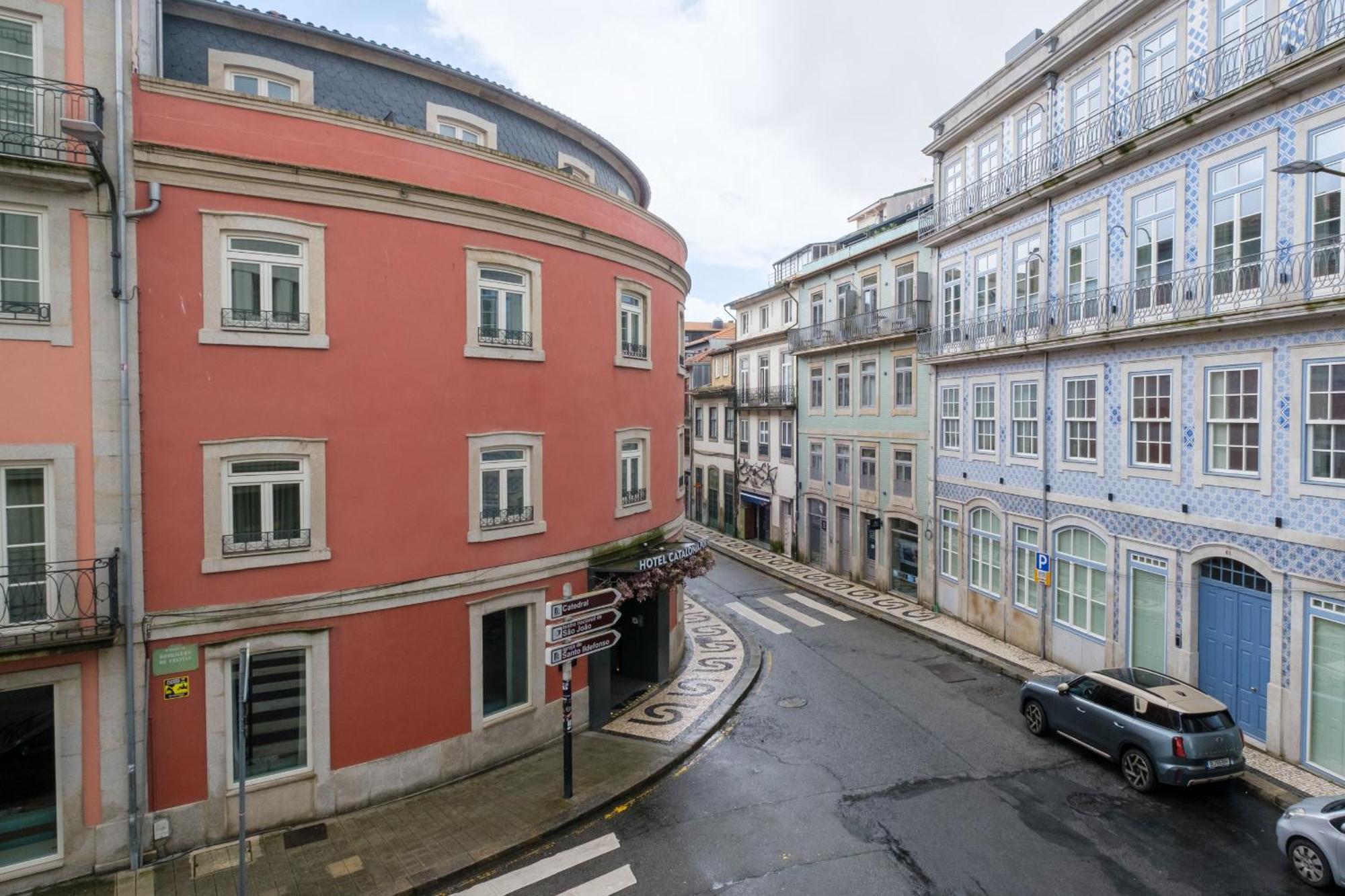 Apartment Art Deco 23 Luxury 2br Downtown Metro Ac Porto