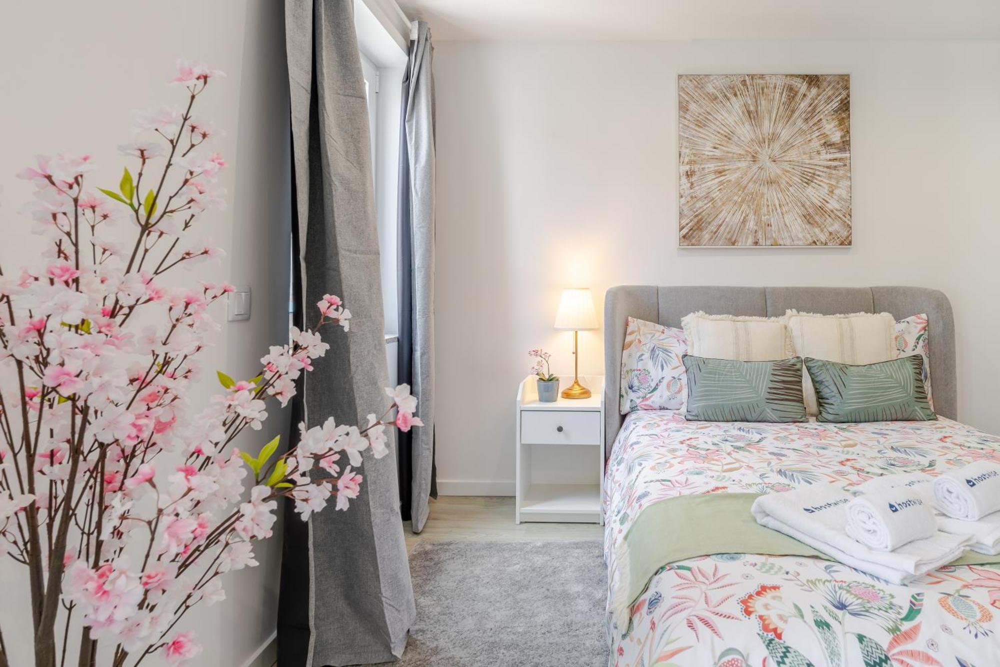 Hostwise - Modern & Bright Porto