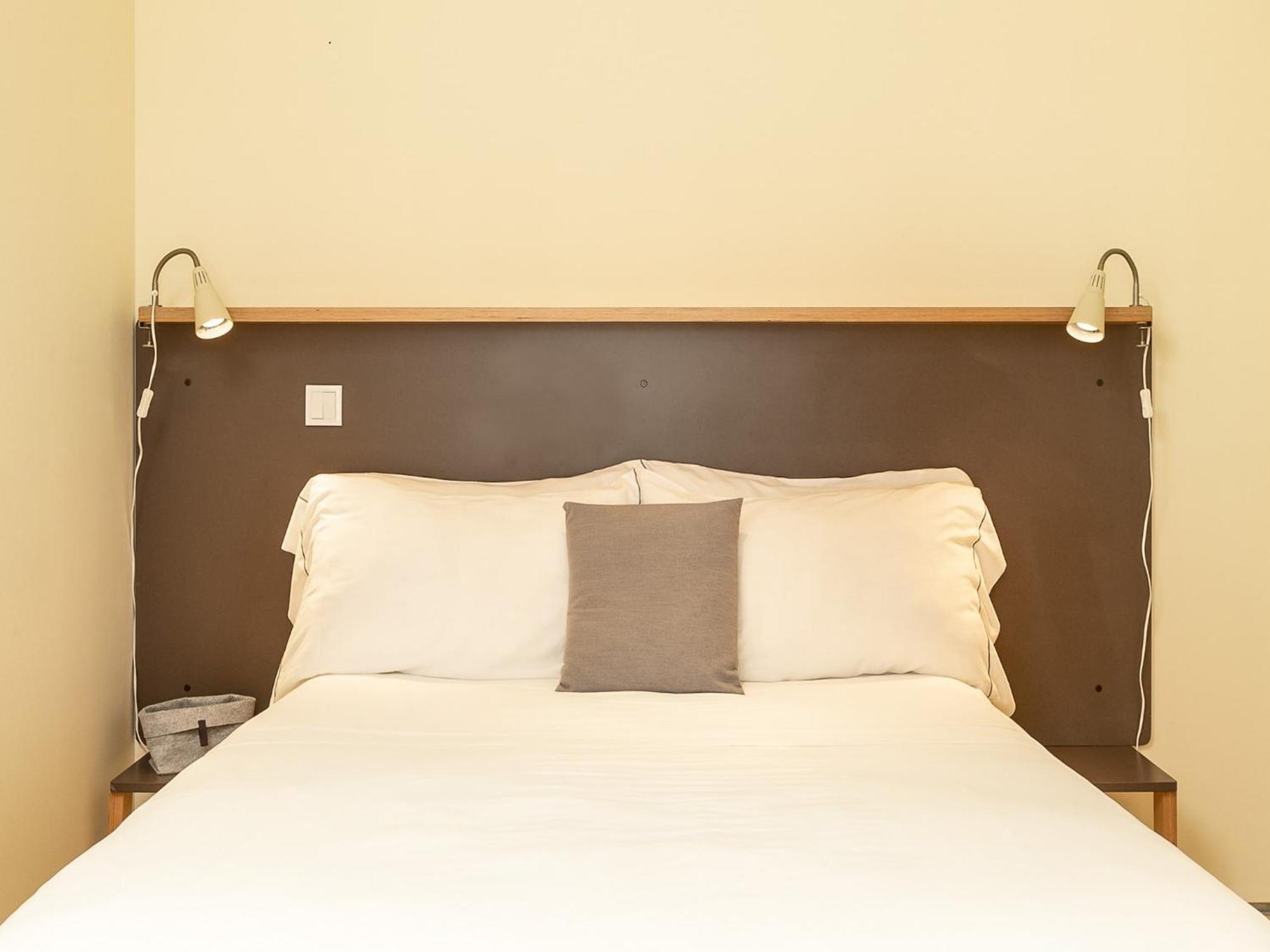 Stylish For Three Guests Apartment Porto