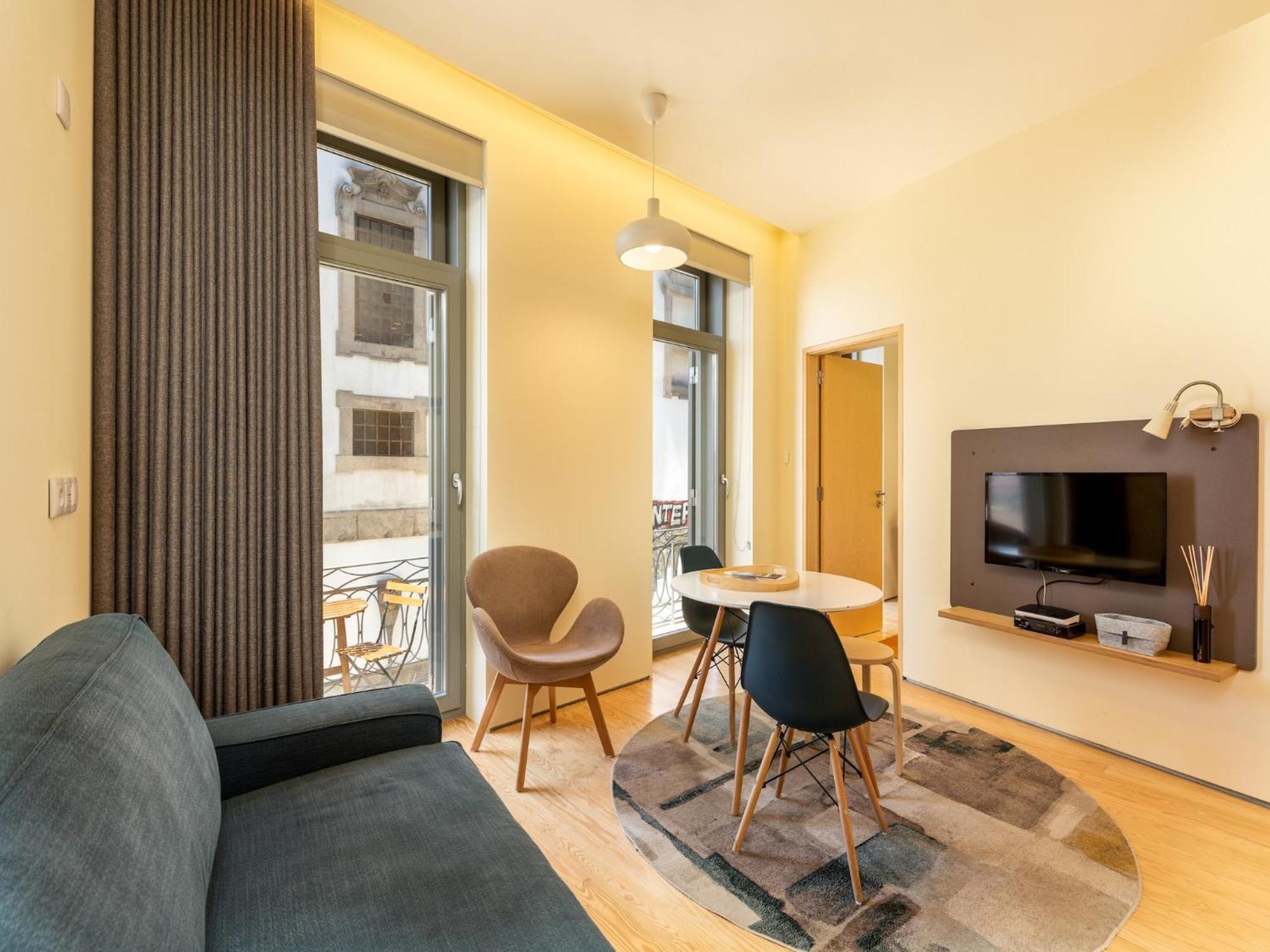 Apartment Stylish For Three Guests *