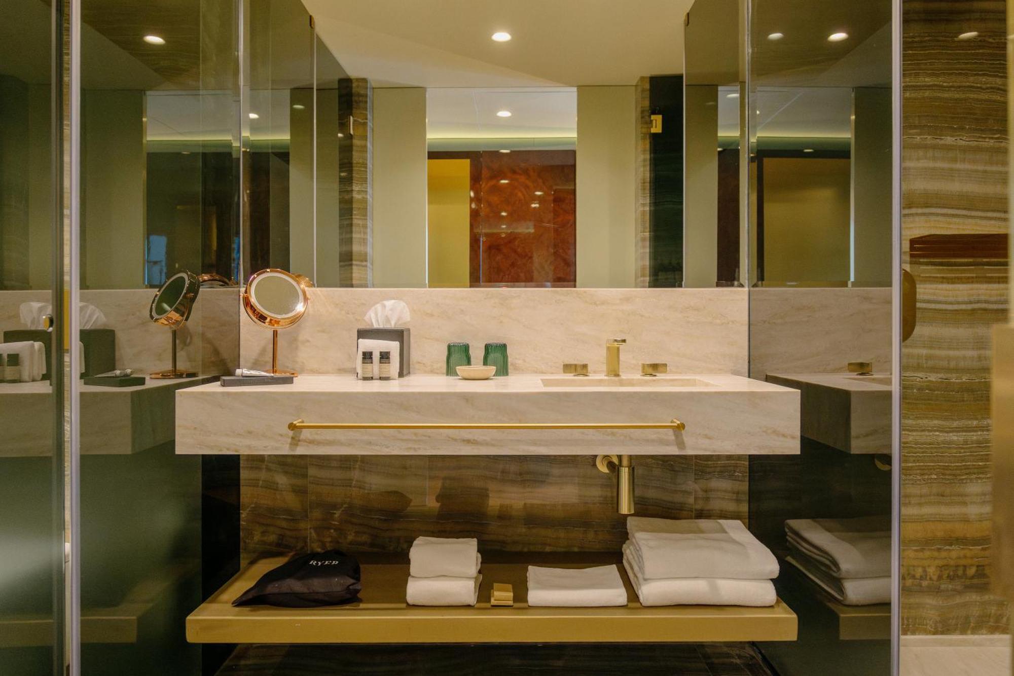 Hotel Foz & - Member Of Design 5*