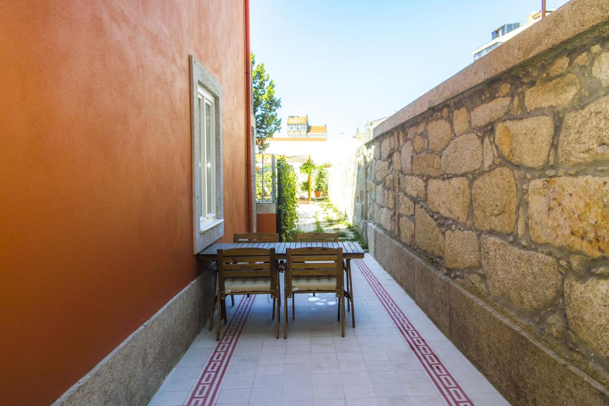 Liiiving In | Garden Flat Porto