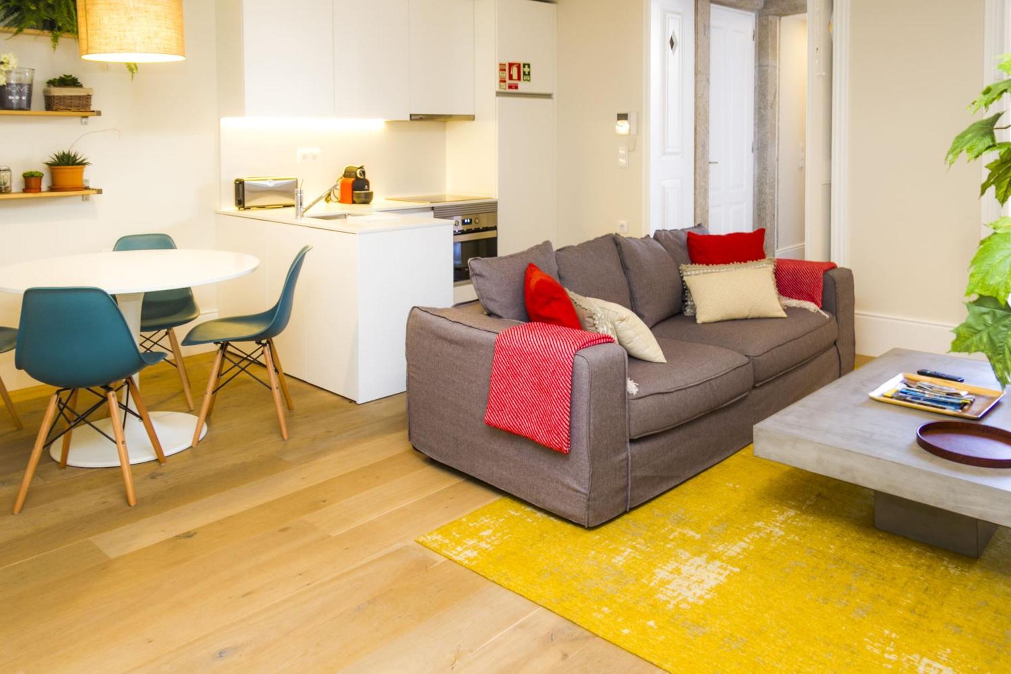 Liiiving In | Garden Flat Apartment *