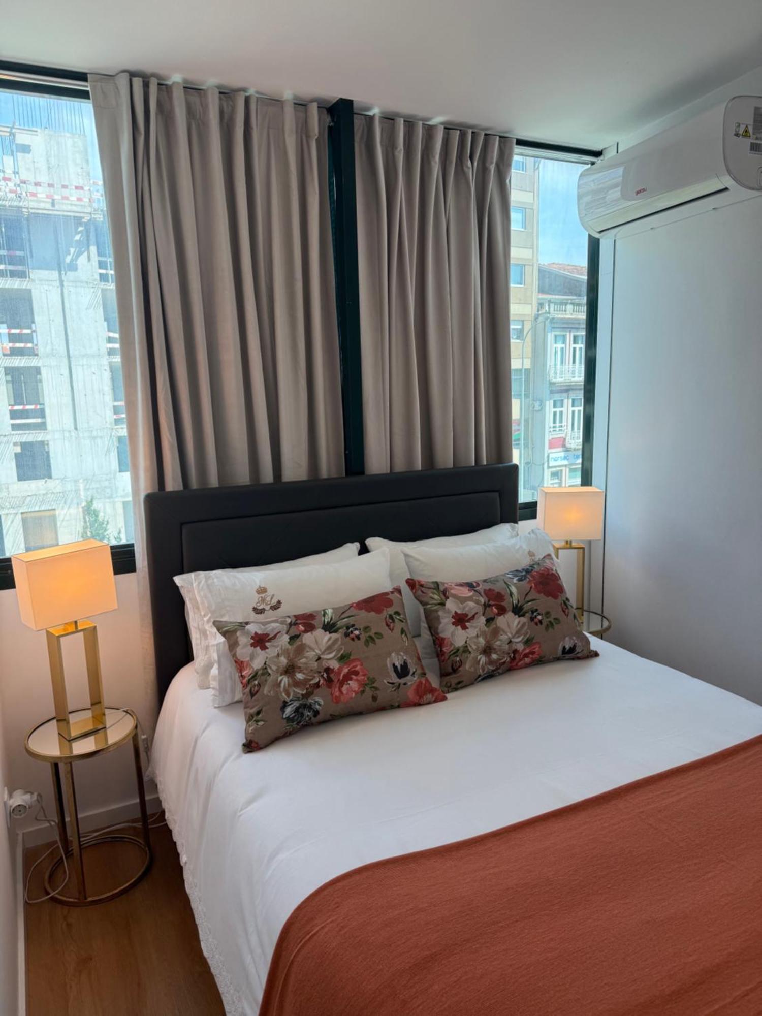 Ml Plaza Avenue Apartment