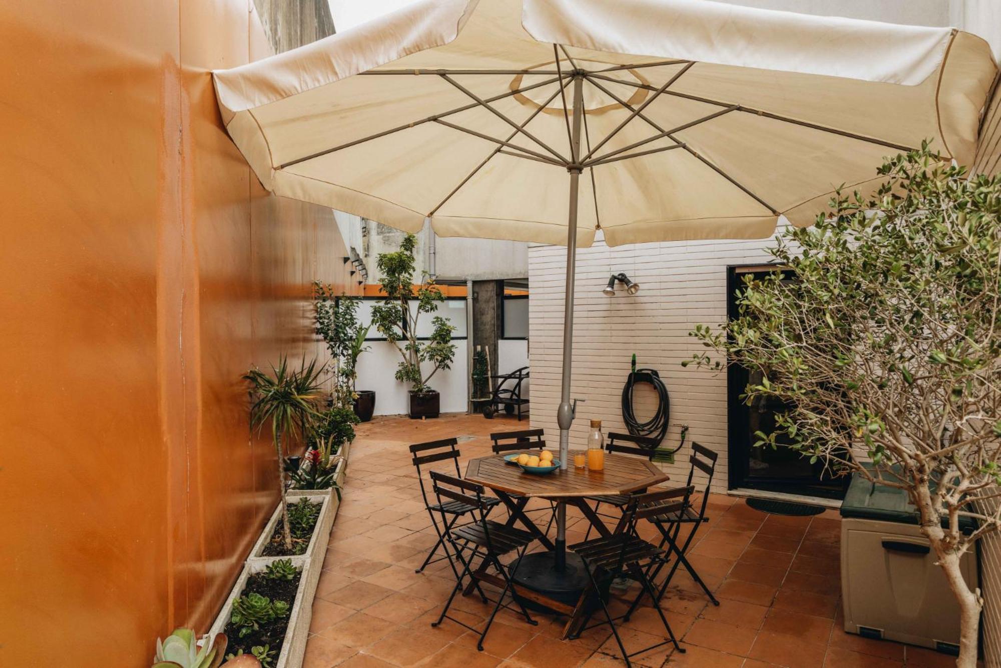 Douro Riverfront 2br With Private Terrace & Garage Porto