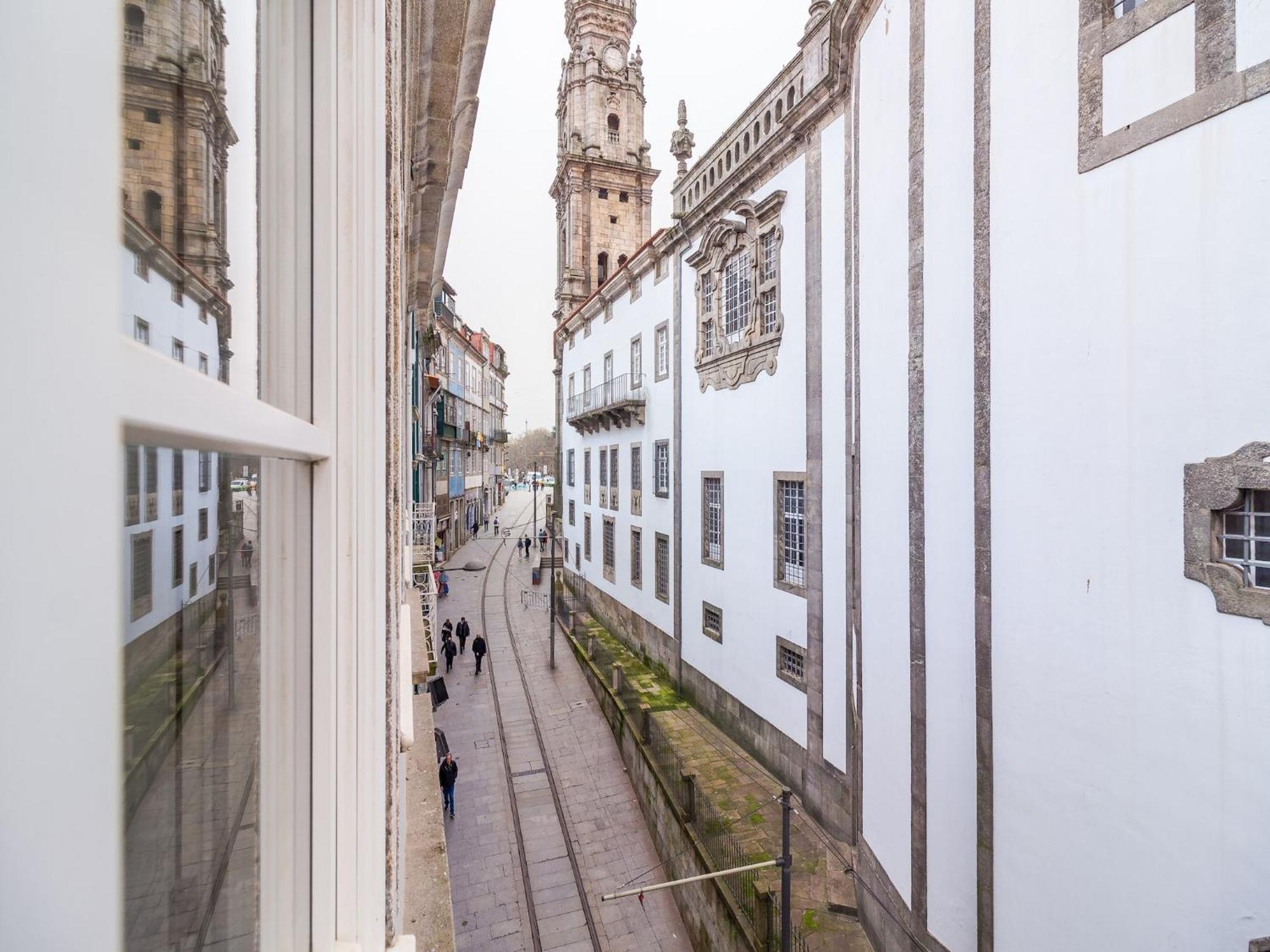 Stylish With Views Appartement