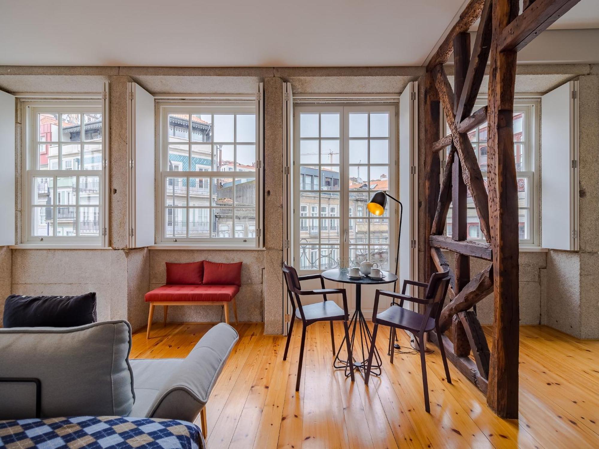 City-center With Modern Comforts *