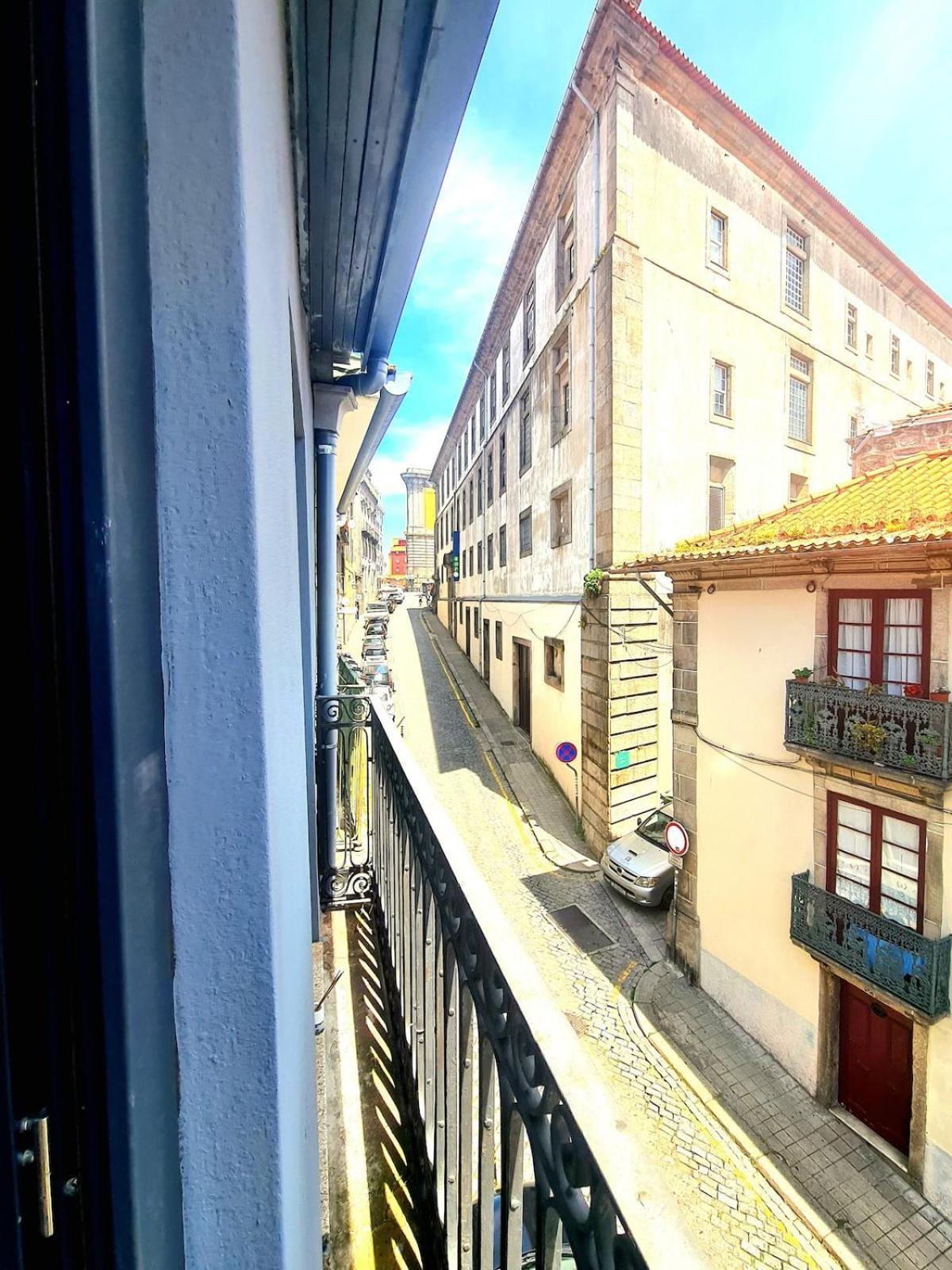 Taipas Old Flats Apartment Porto