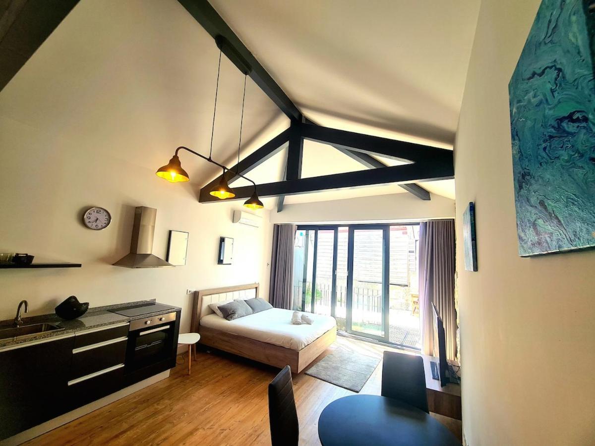 Taipas Old Flats Apartment Porto