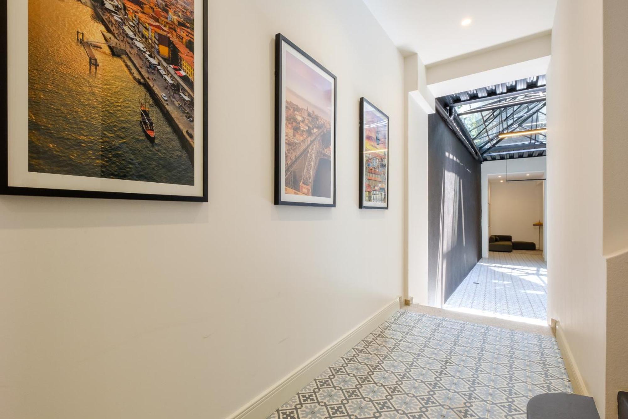 Art Deco 11 Luxury 2br Downtown Metro Ac * Porto