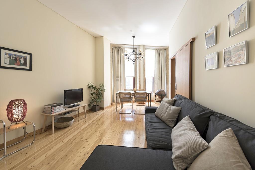 Apartment Lovelystay Sweet Mouzinho