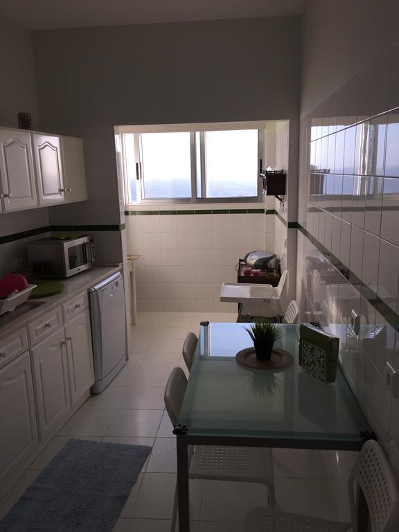 Flat with the sea view * Porto