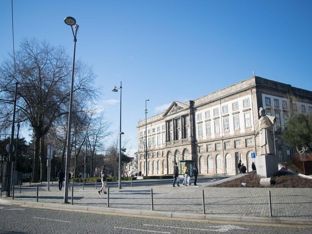 Merc Place * Porto