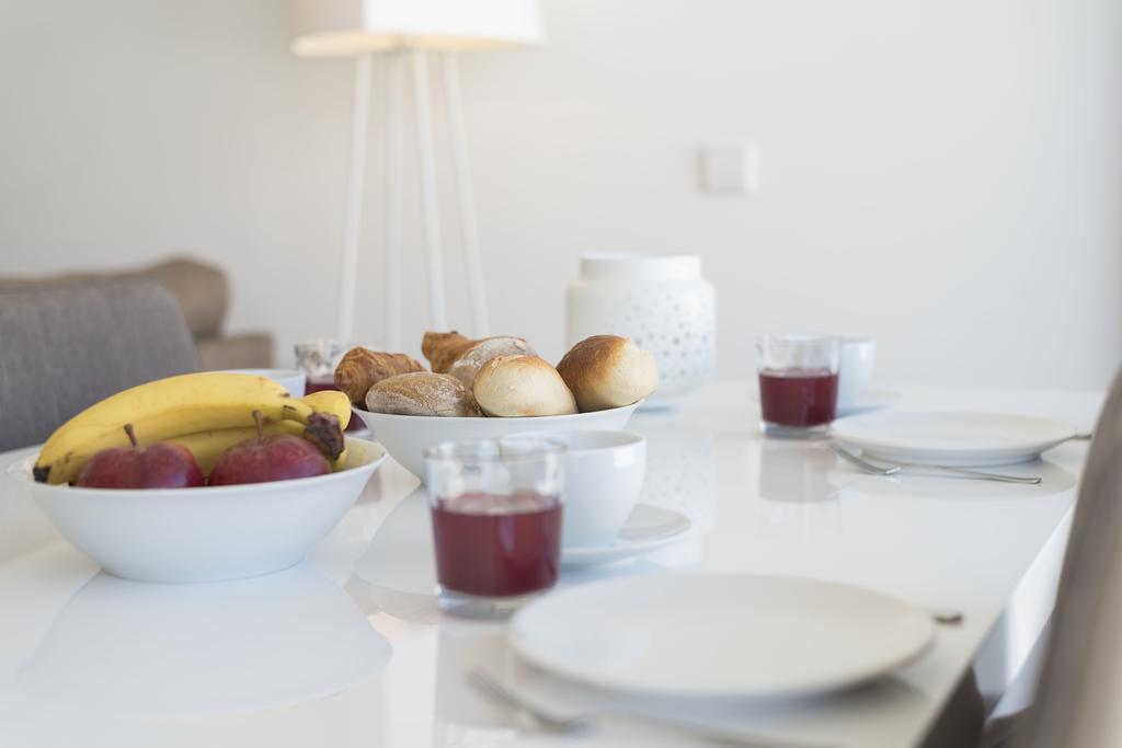 Lovelystay - Casas Brancas - Modern Apartment With Balcony & Free Private Parking Porto
