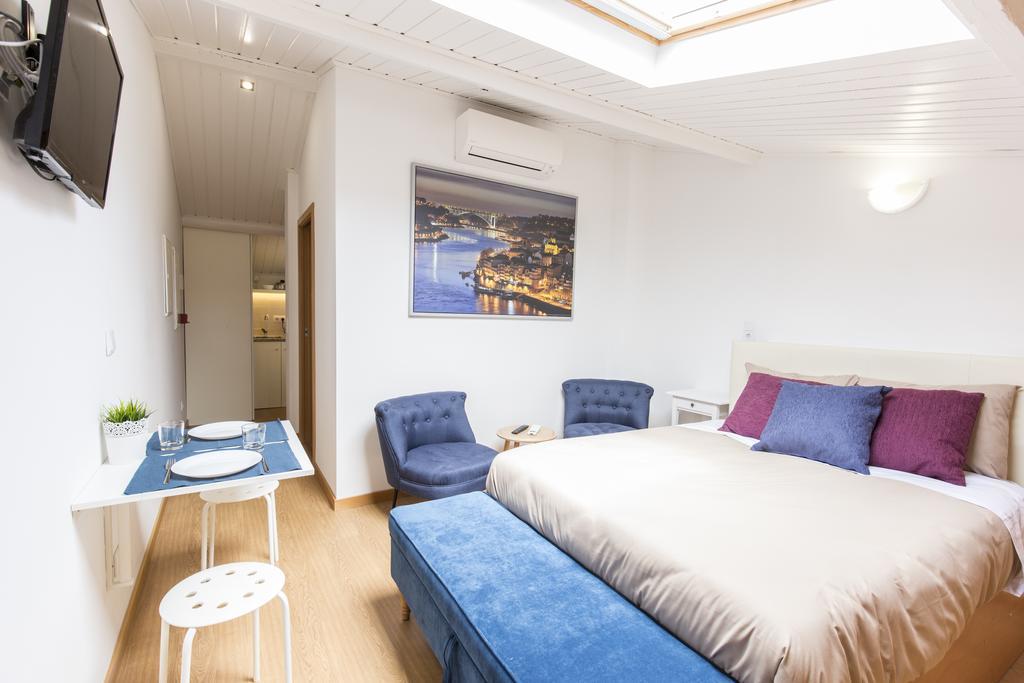 271 Mouzinho Apartment
