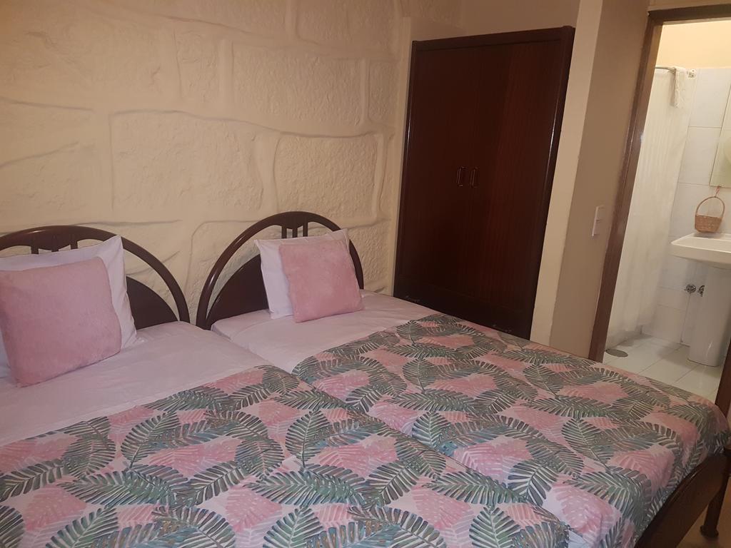 Caldeira Guest house 2*