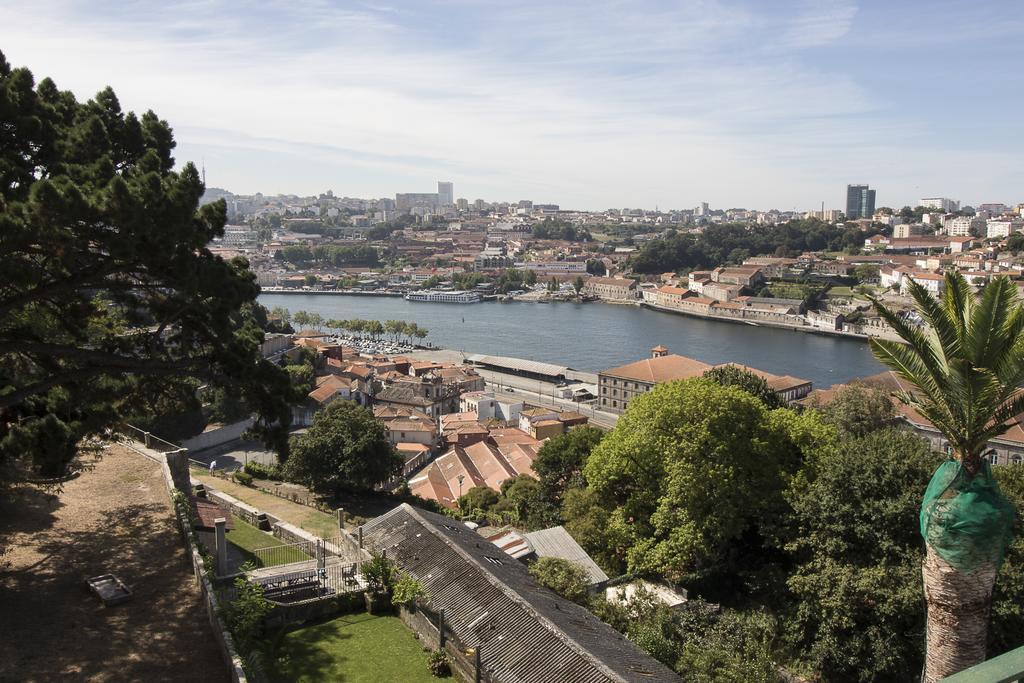 Twin Porto