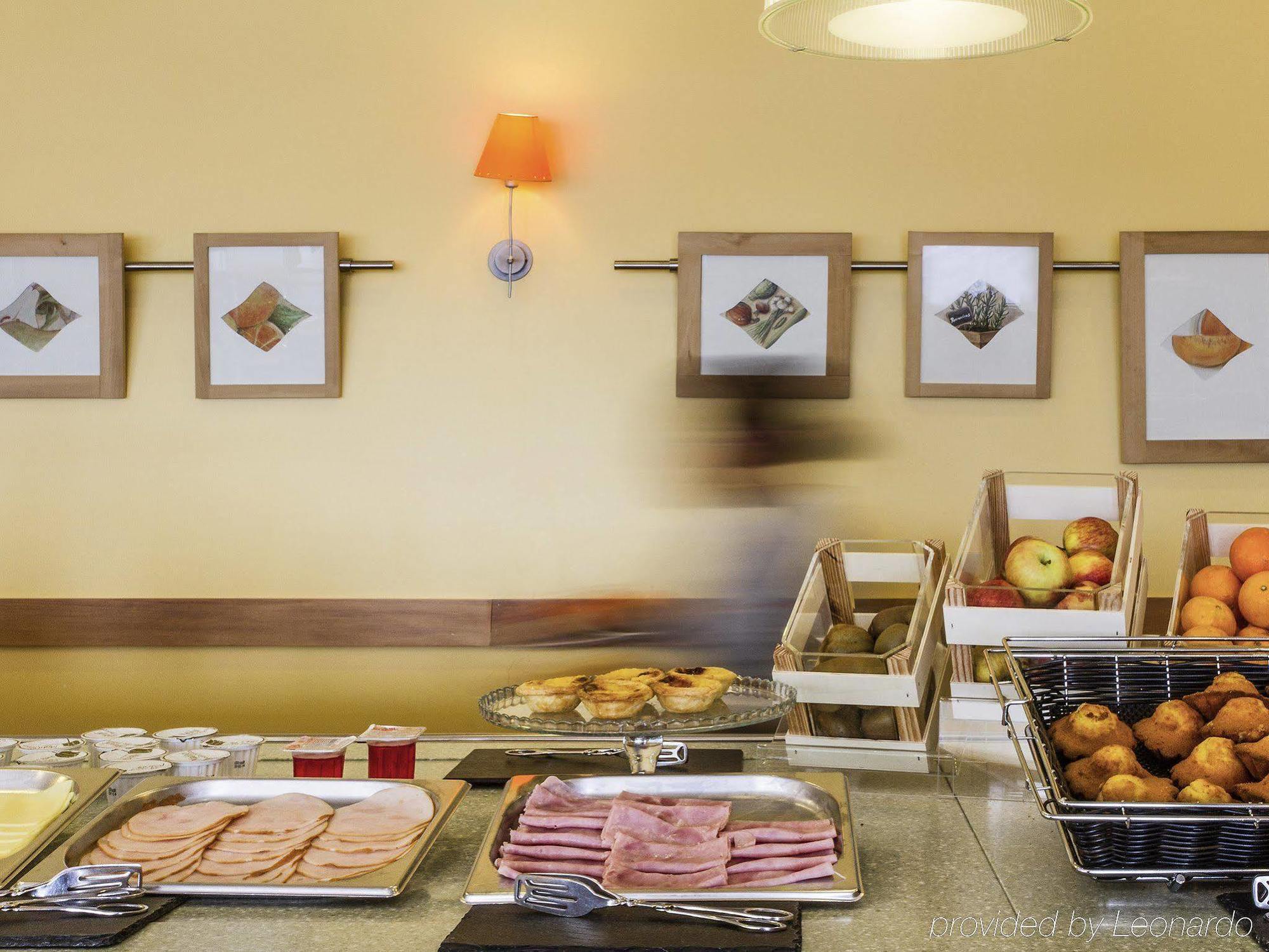 Hotel Ibis Sao Joao 2*