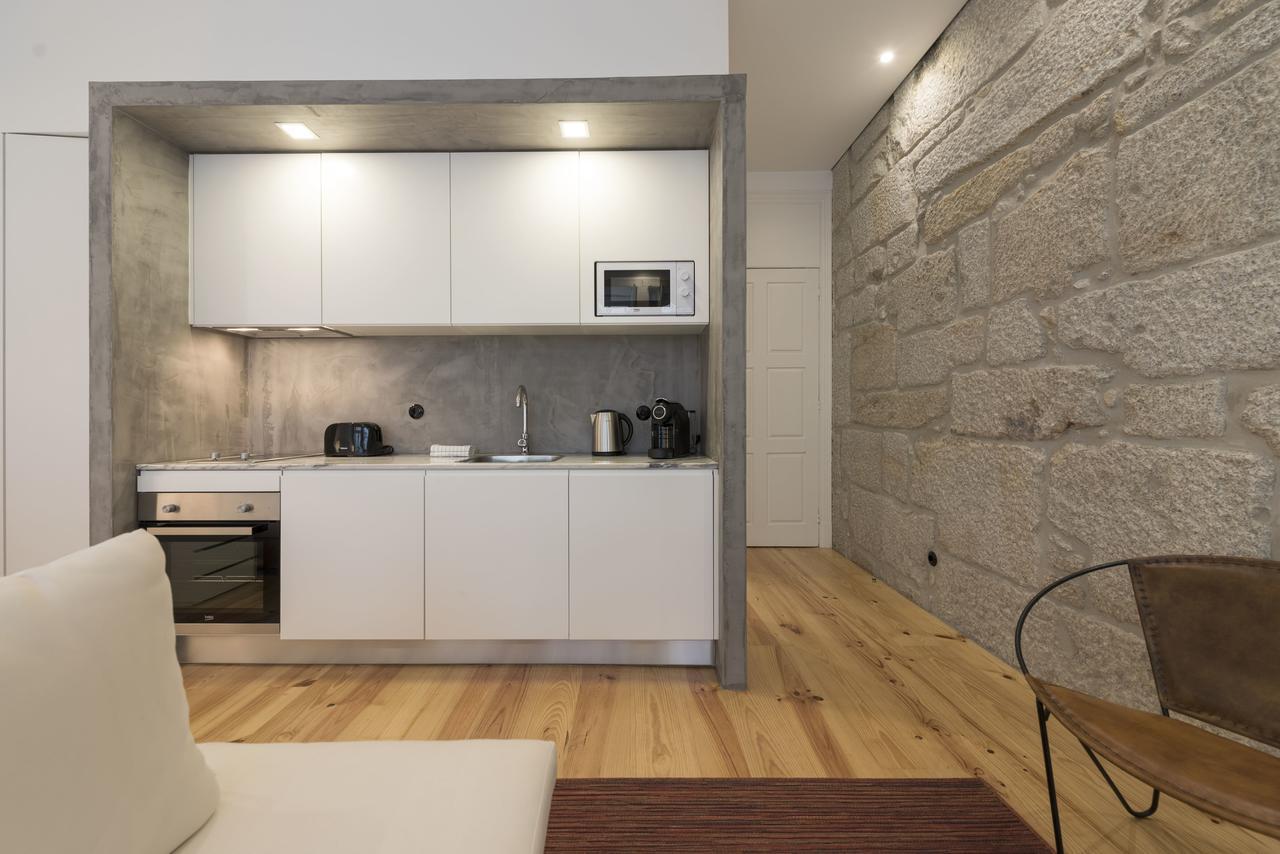 Lovelystay - Rico's - Almada 1ºf Apartment