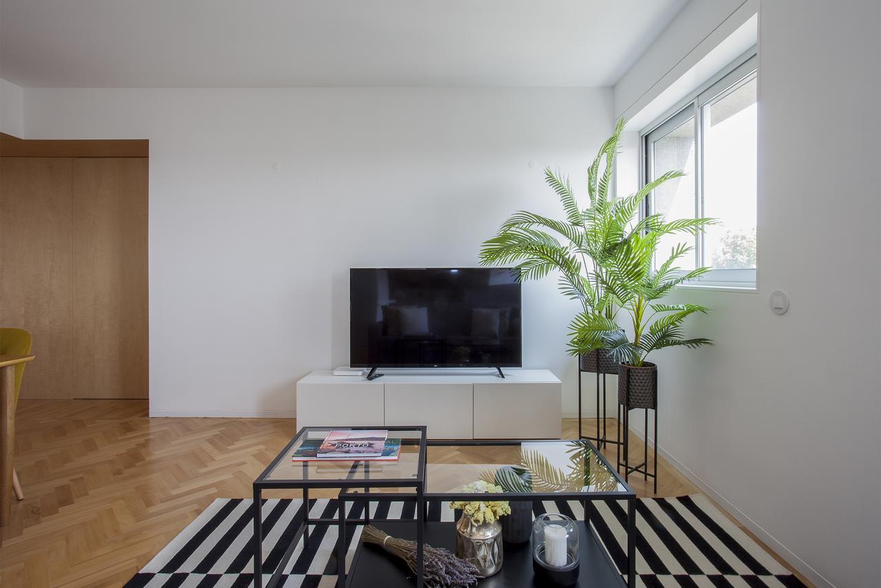 Liiiving In | Downtown Secret Luxury *