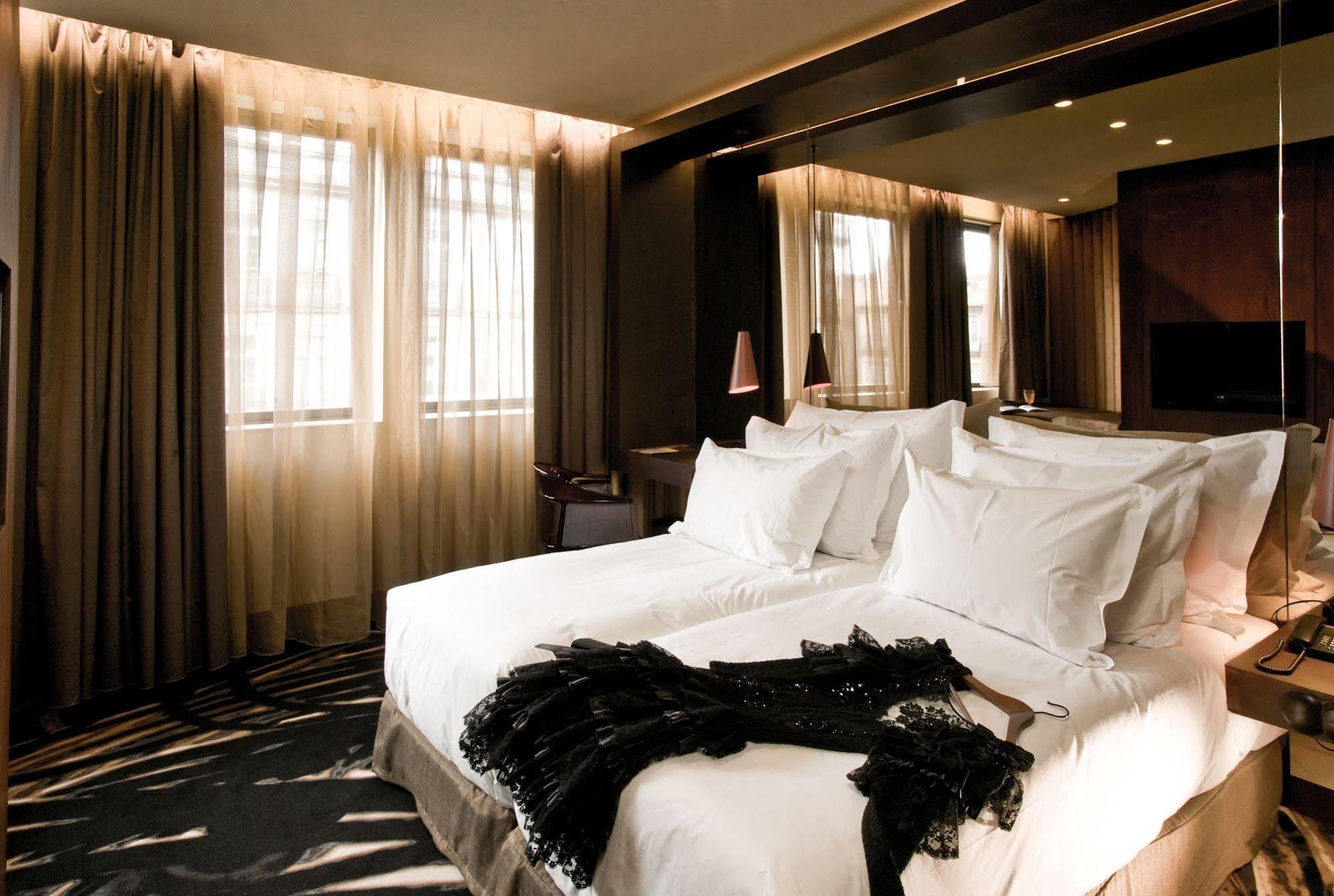 Portobay Teatro Hotel 4*