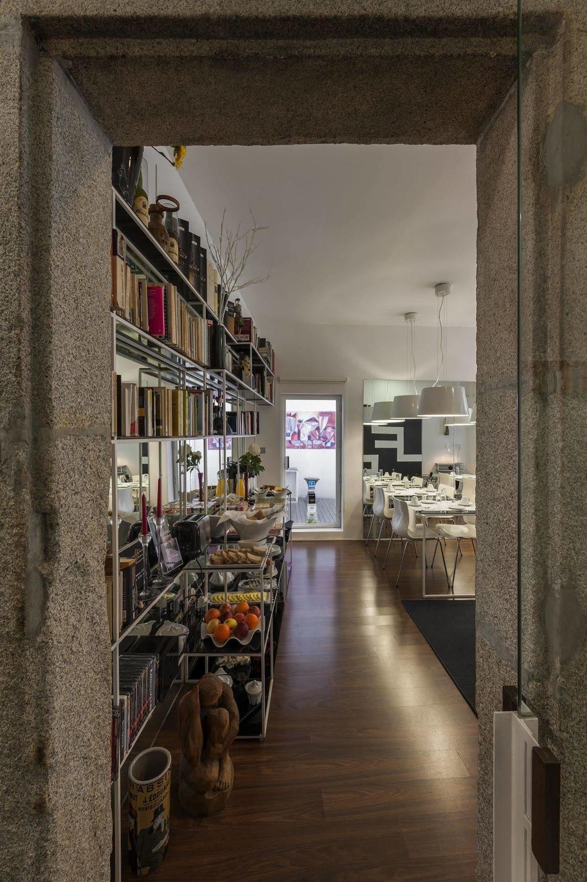 Cosme By Olala Homes Apartment
