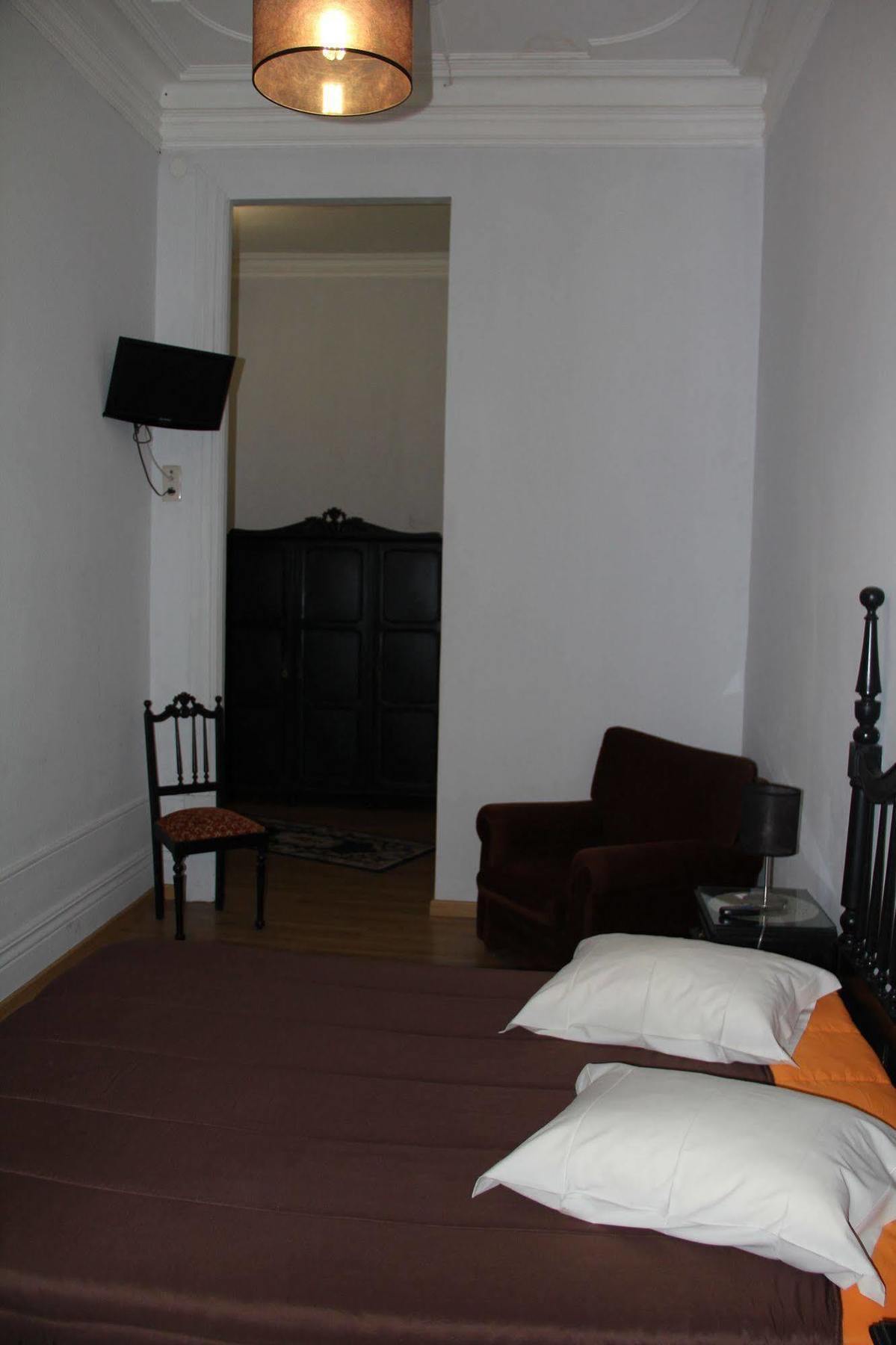 Almada Gasthof Porto