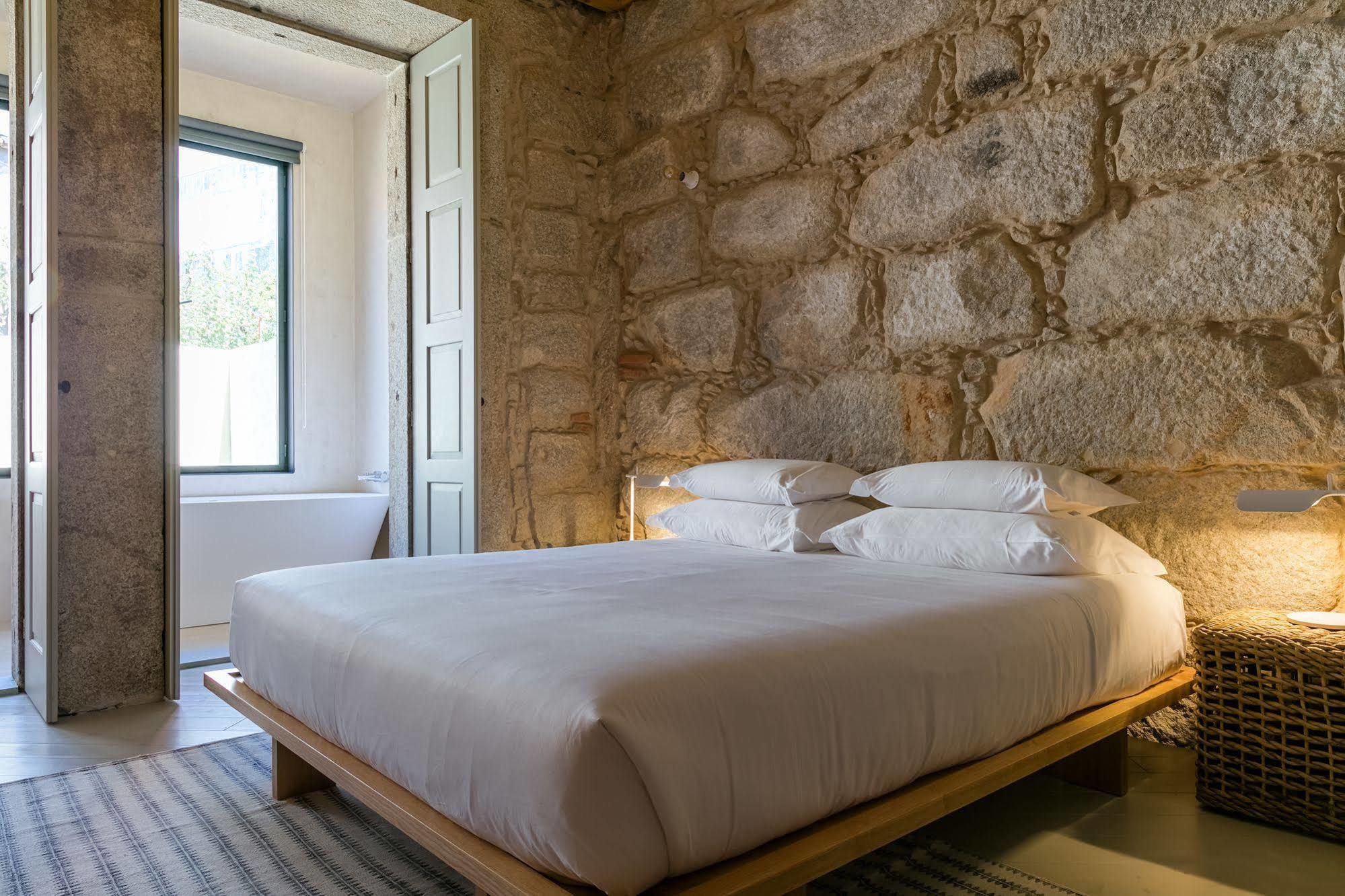 Armazem Luxury Housing- Architectural & Design Guest house