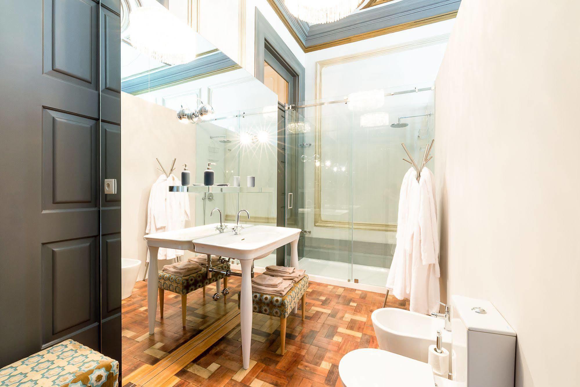 Charm Palace Porto Guest house
