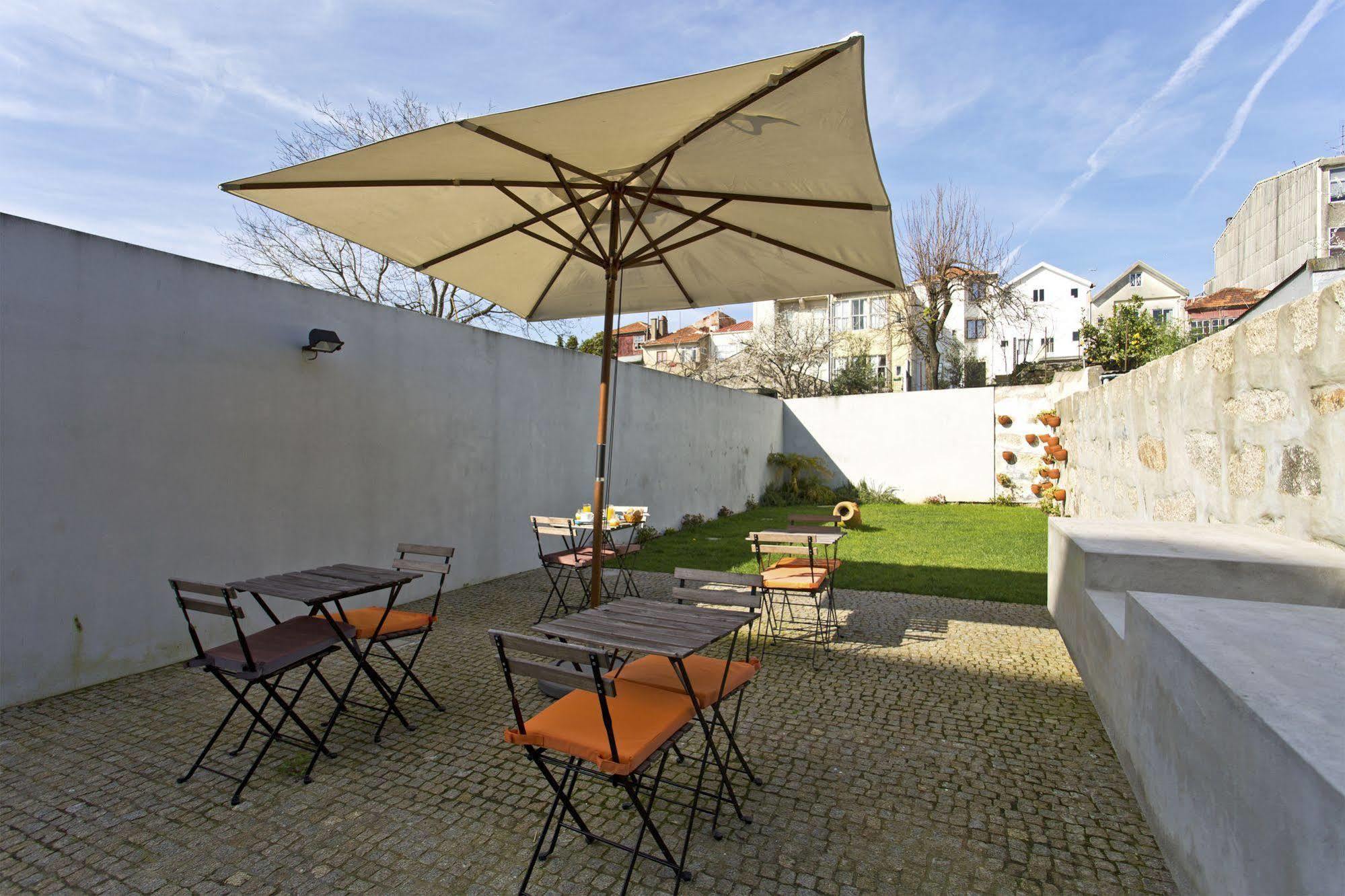 Oporto Comfort Charming Cedofeita Bed & Breakfast Porto
