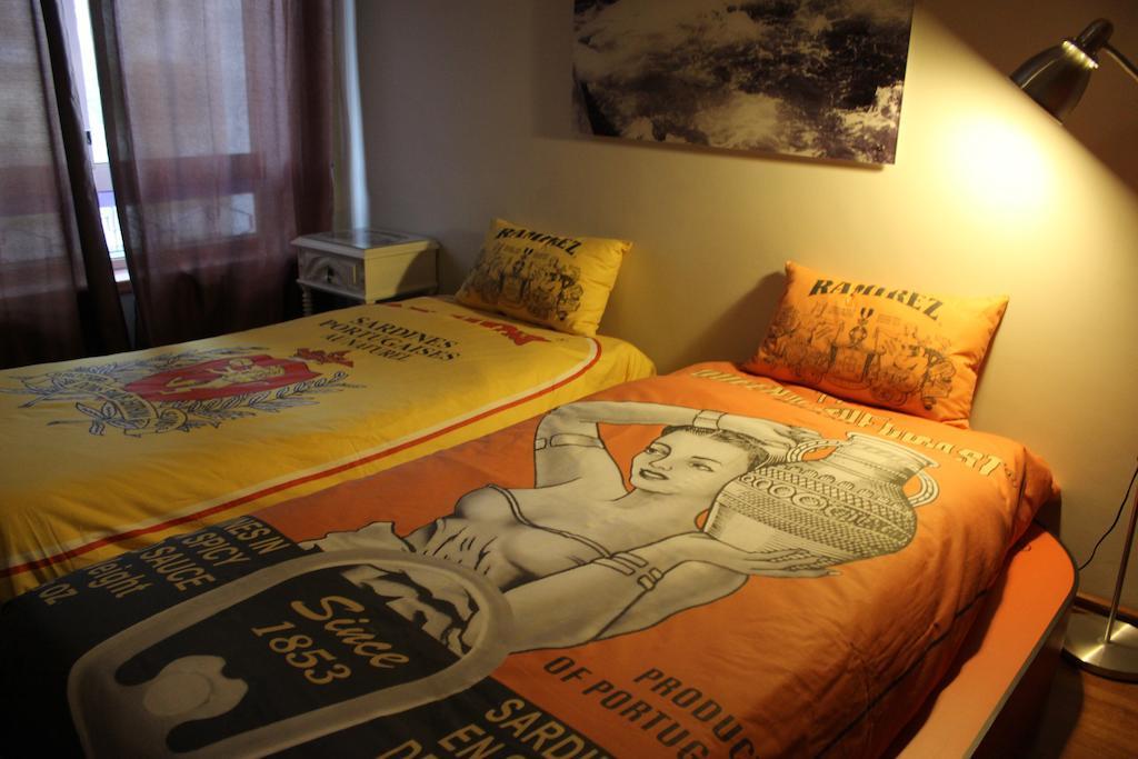 Oporto Excentric Surf / Design Hostel Hostel