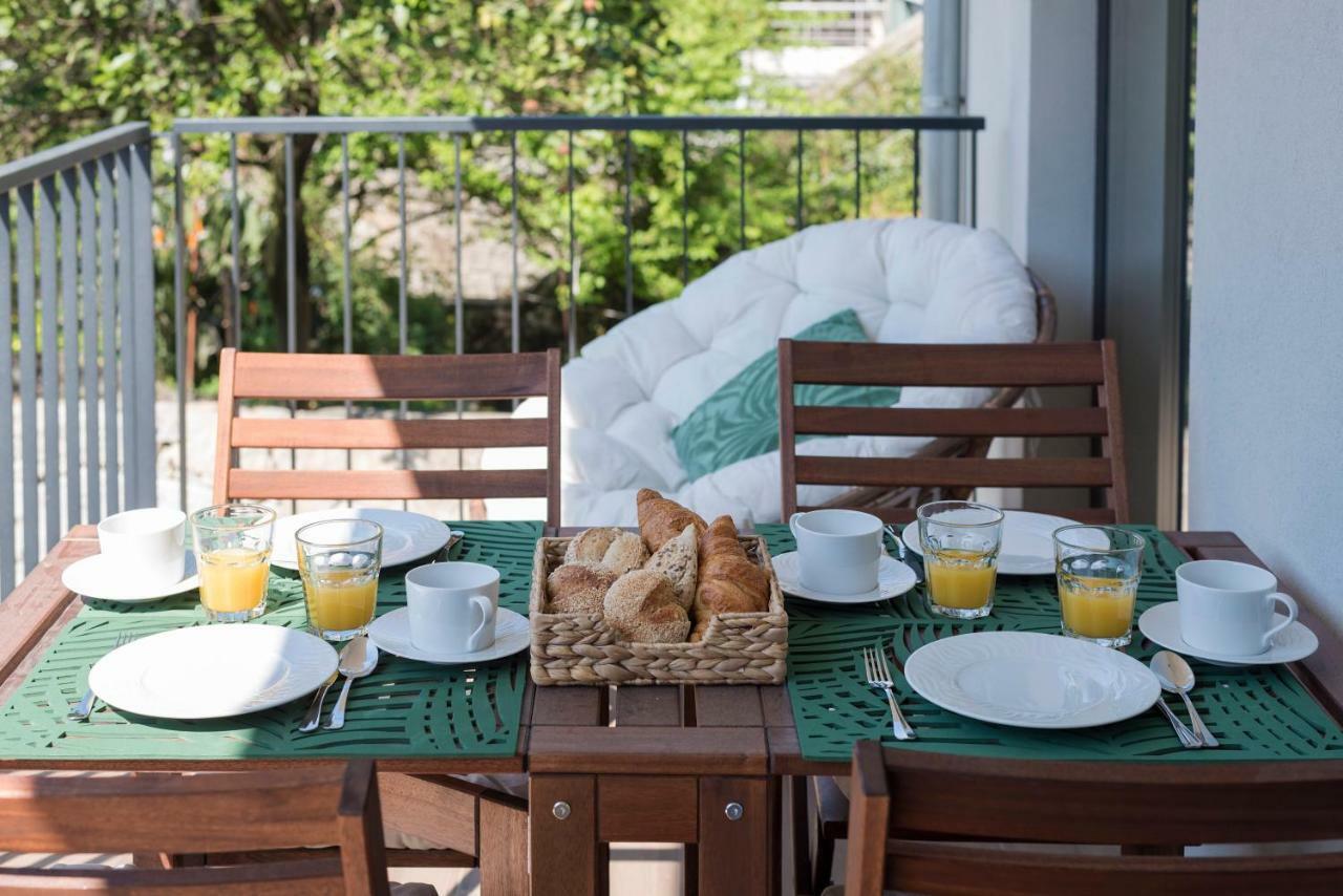 Lovelystay - Downtown Balcony With Free Parking Porto