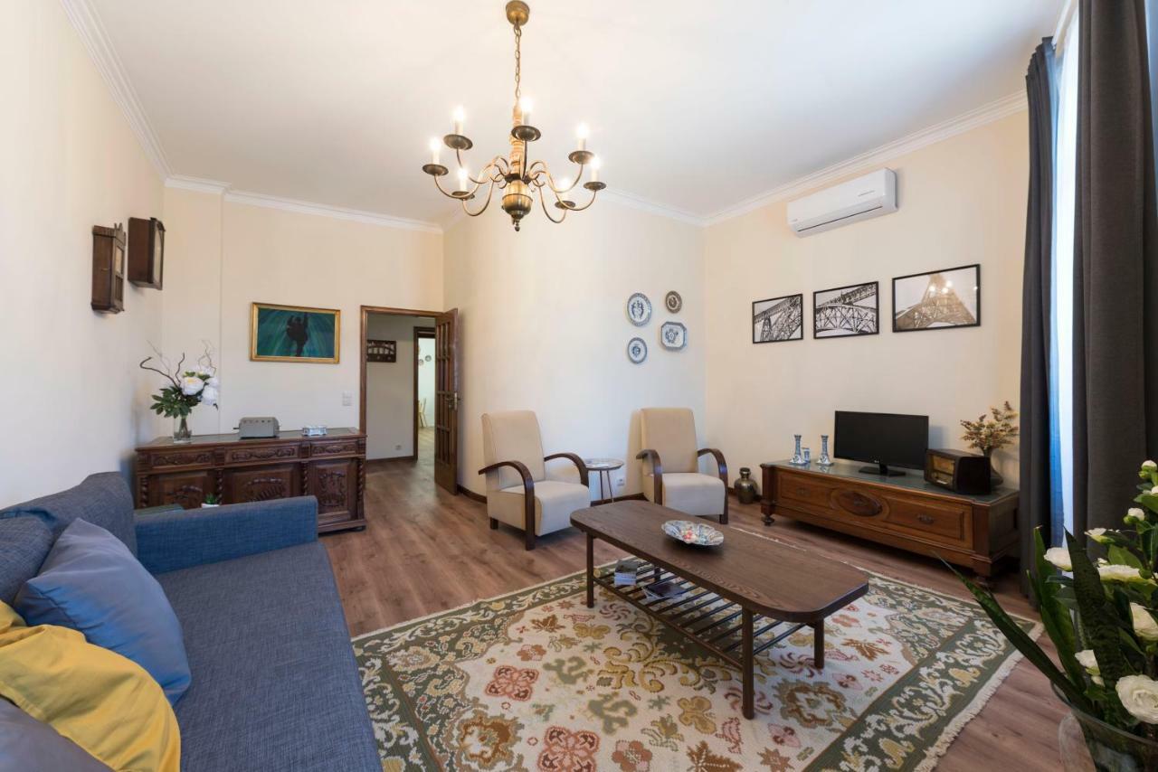 Holiday home Lovelystay - Heritage Collection House With 4bedrooms *