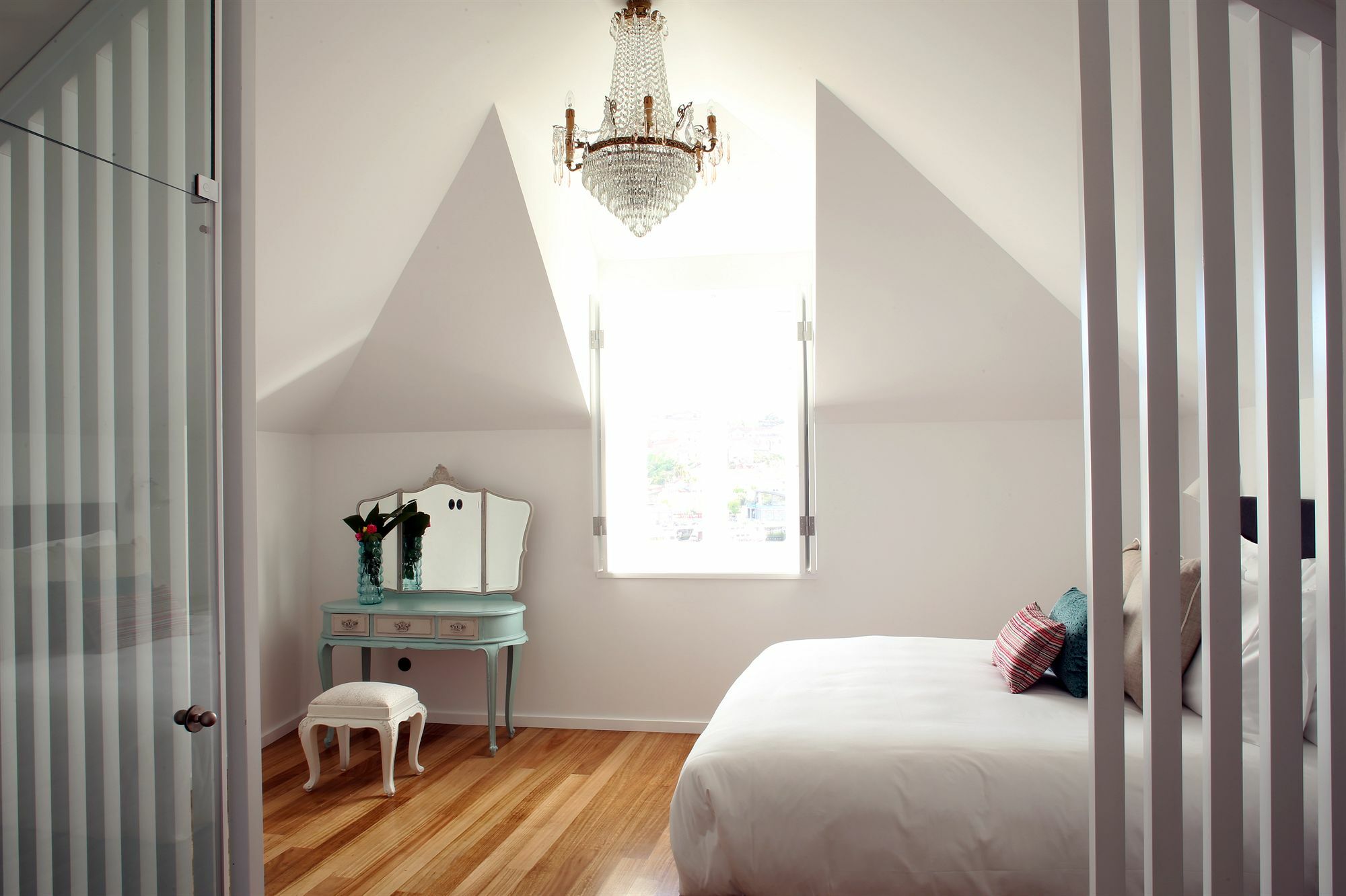 1872 River House By Olivia Porto